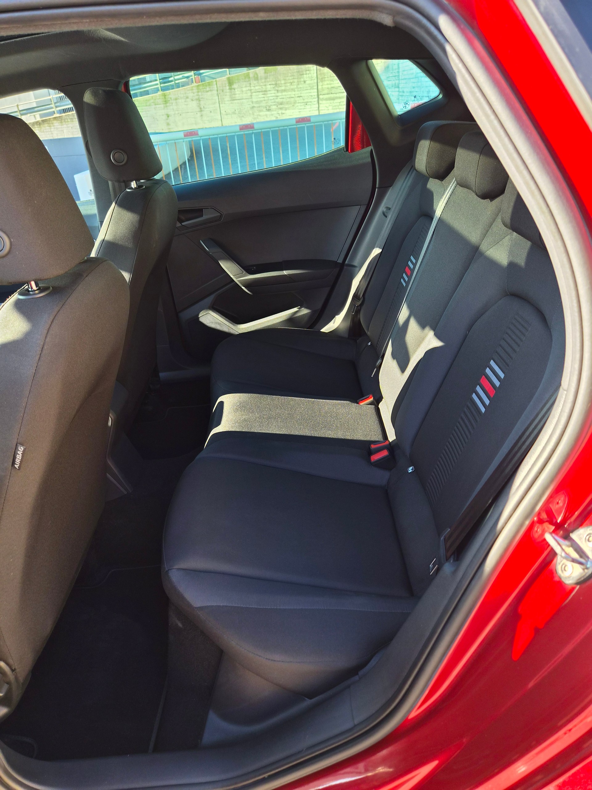 SEAT Ibiza 1.0 EcoTSI DSG FR-image-5