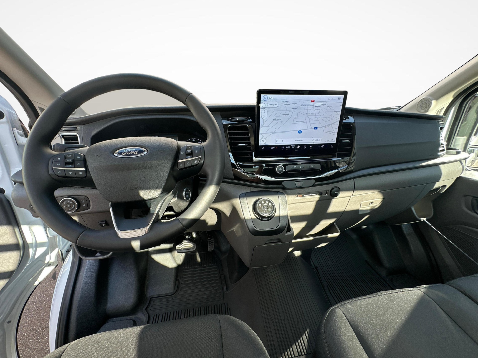 FORD E-Transit Kab.-Ch. 350 L3 68kWh Trend-image-8