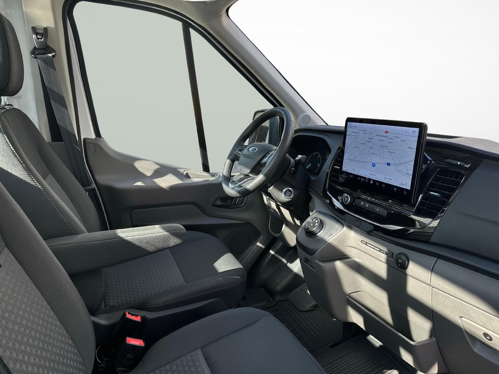 FORD E-Transit Kab.-Ch. 350 L3 68kWh Trend-image-9