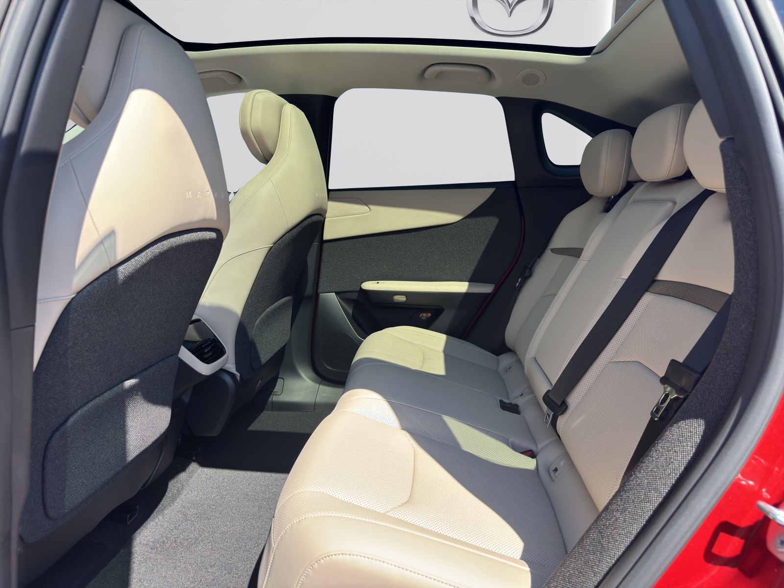 MAZDA CX-6e 68,8 kWh Takumi-image-11