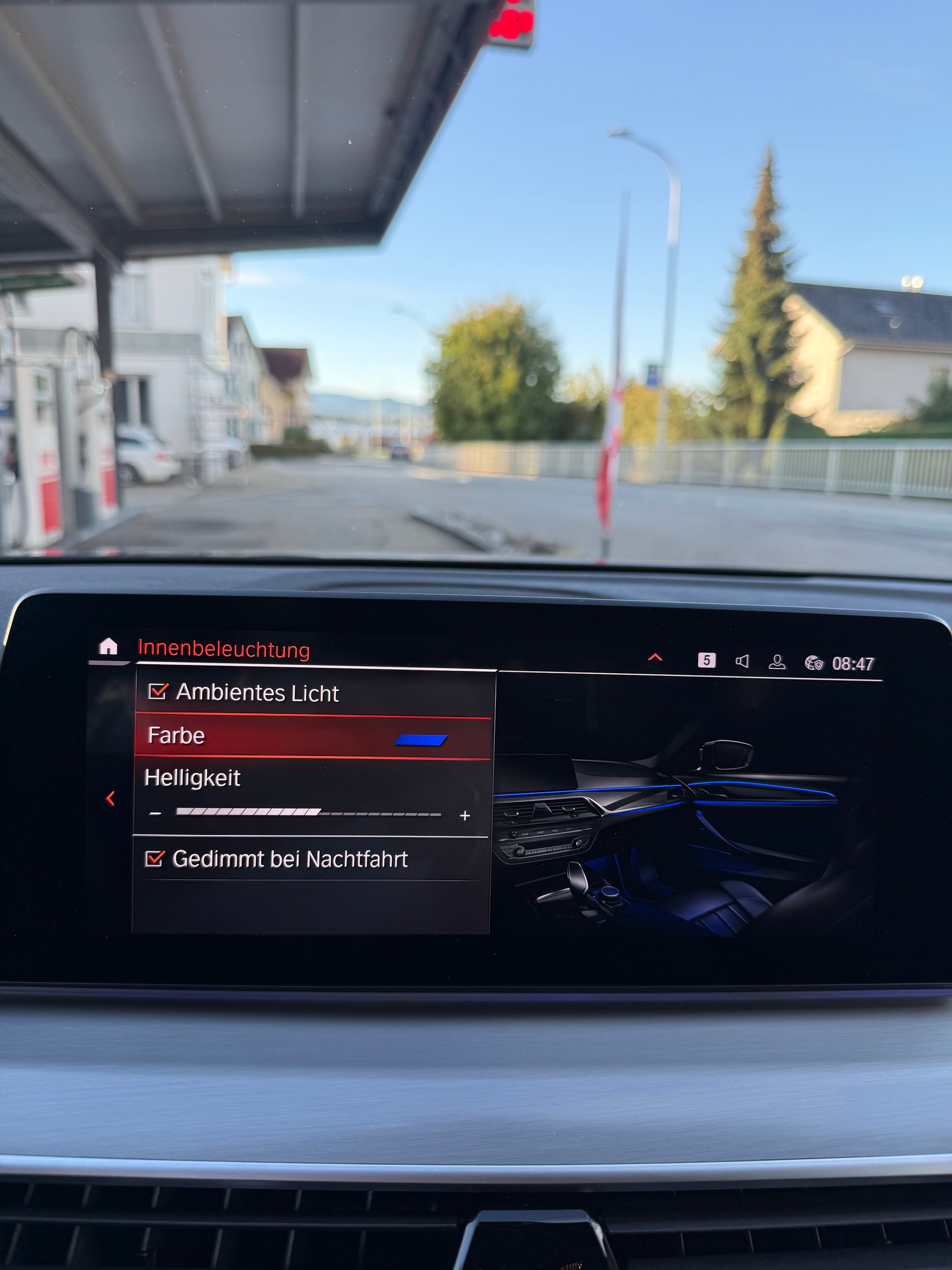 BMW 530d xDrive Touring Pure M Sport Edition Steptr.-image-10