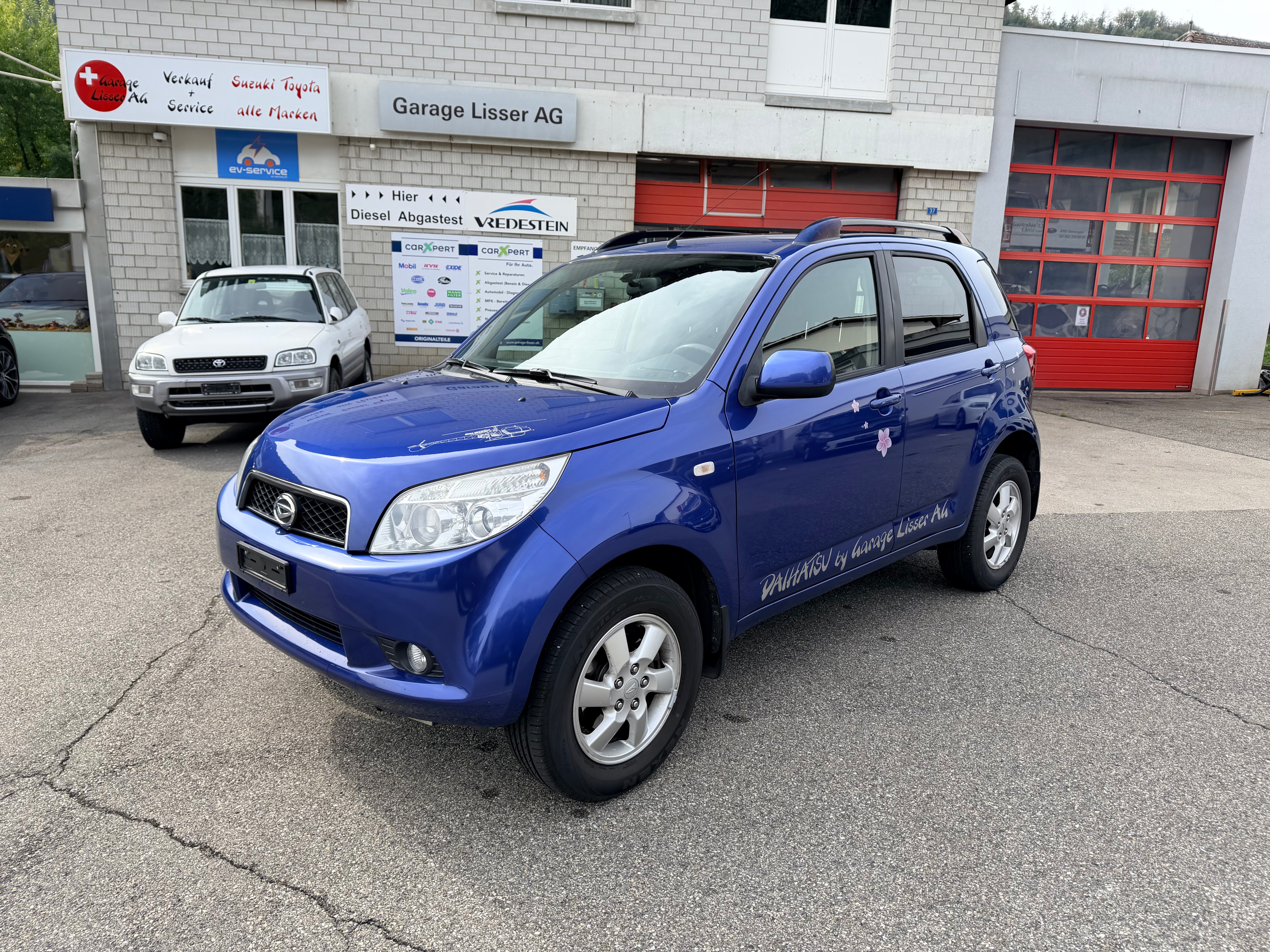 Car photo