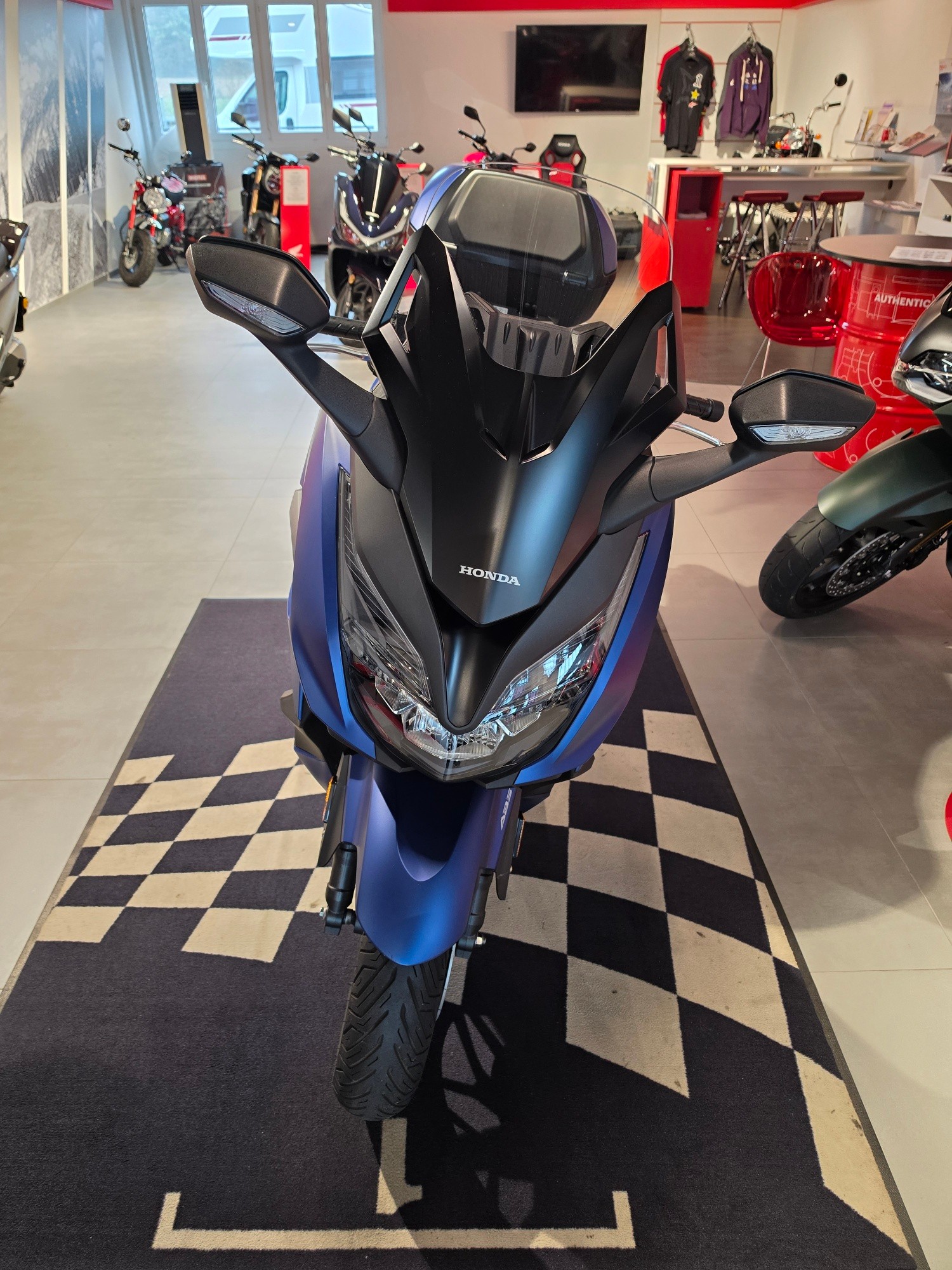 HONDA Nss 125 Forza ABS-showroom-element-1