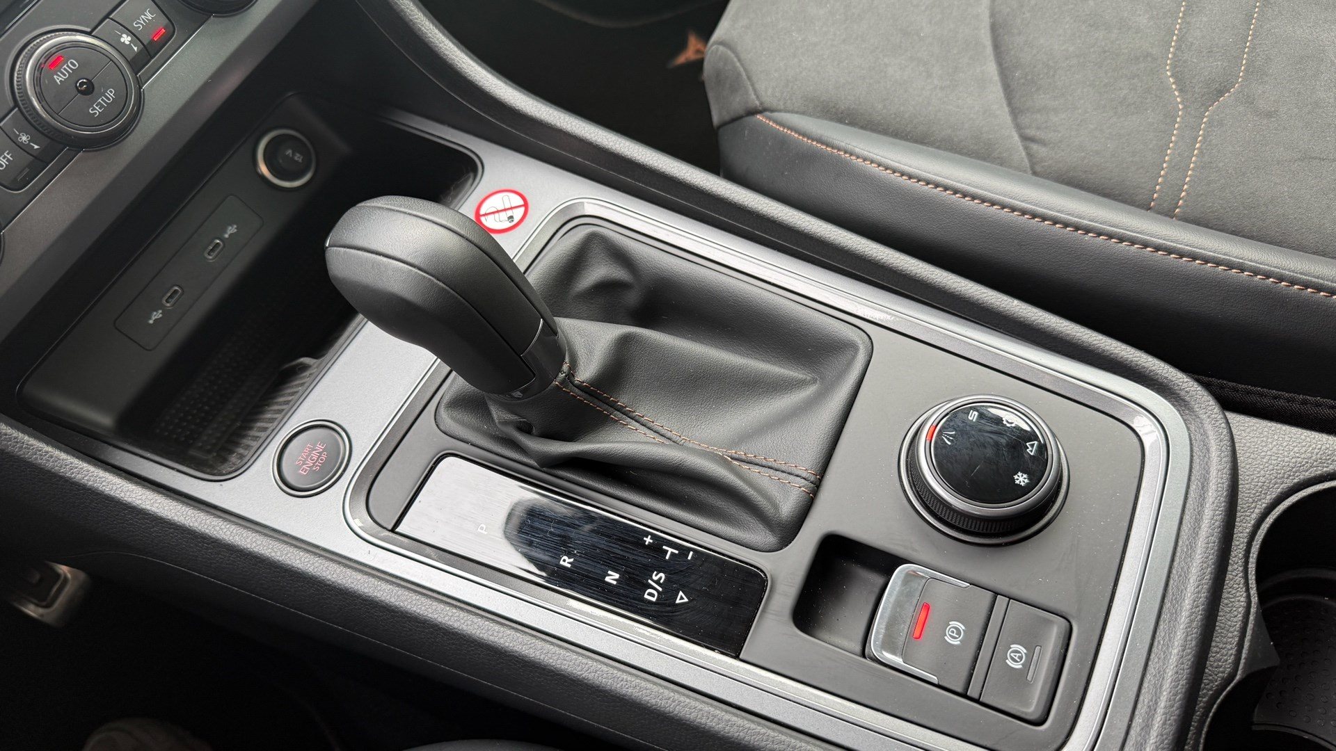 CUPRA Ateca 2.0 TSI 4Drive *** ANHÄNGERKUPPLUNG SCHWENKBAR & 5 JAHRE CUPRA WERKSGARANTIE ***-image-14