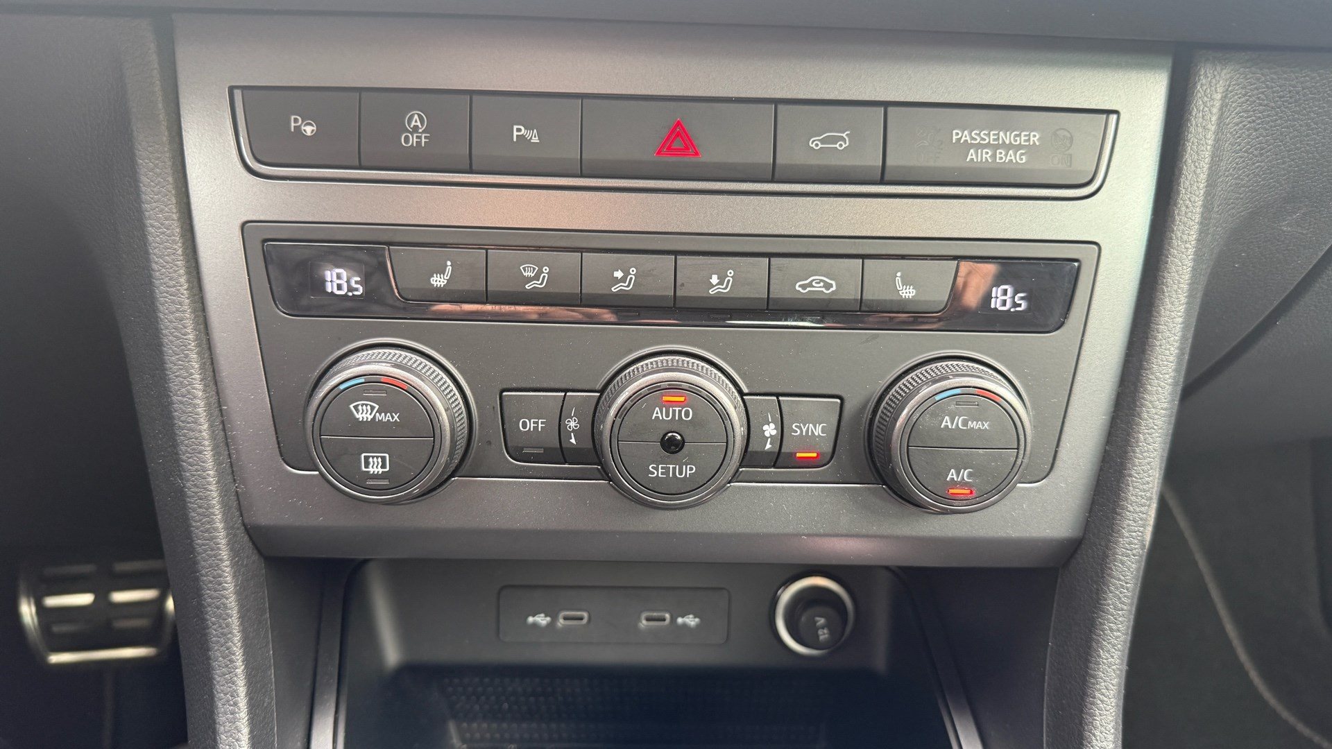 CUPRA Ateca 2.0 TSI 4Drive *** ANHÄNGERKUPPLUNG SCHWENKBAR & 5 JAHRE CUPRA WERKSGARANTIE ***-image-12