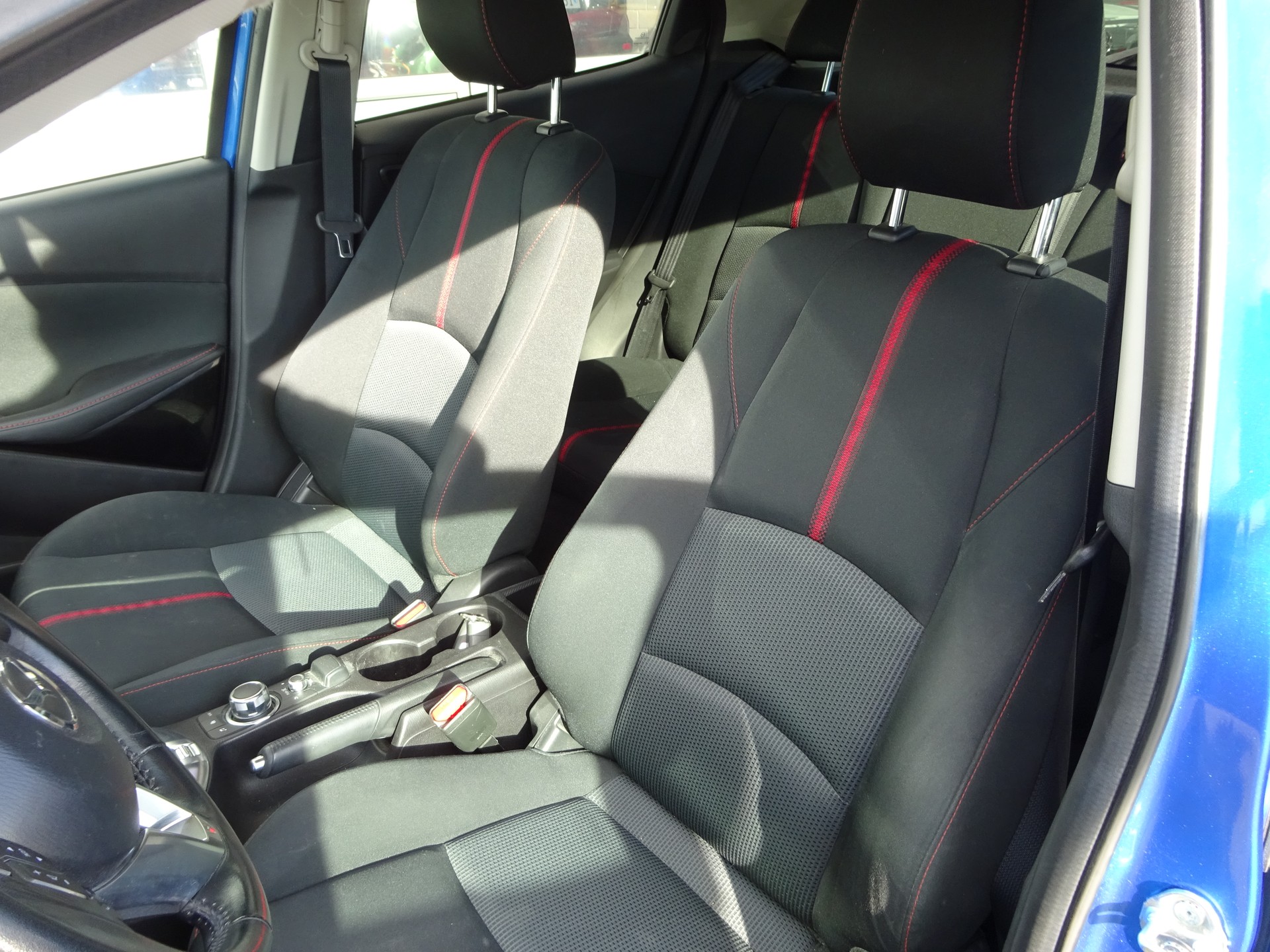 MAZDA 2 1.5i 16V Skyactiv-G Ambition Drive-image-6