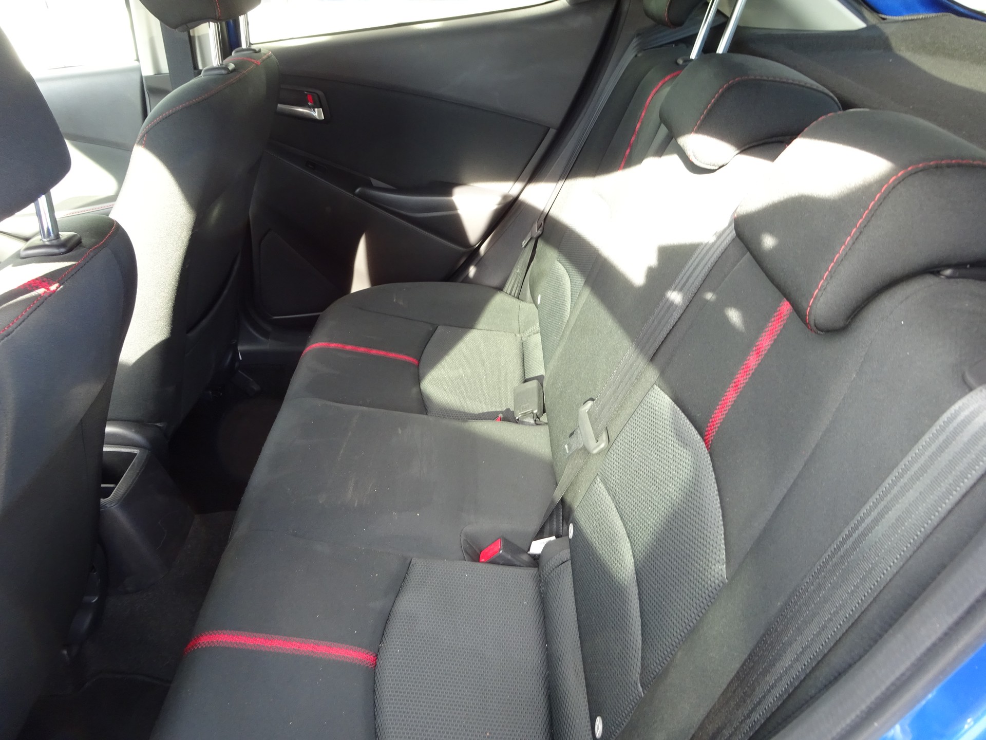 MAZDA 2 1.5i 16V Skyactiv-G Ambition Drive-image-12
