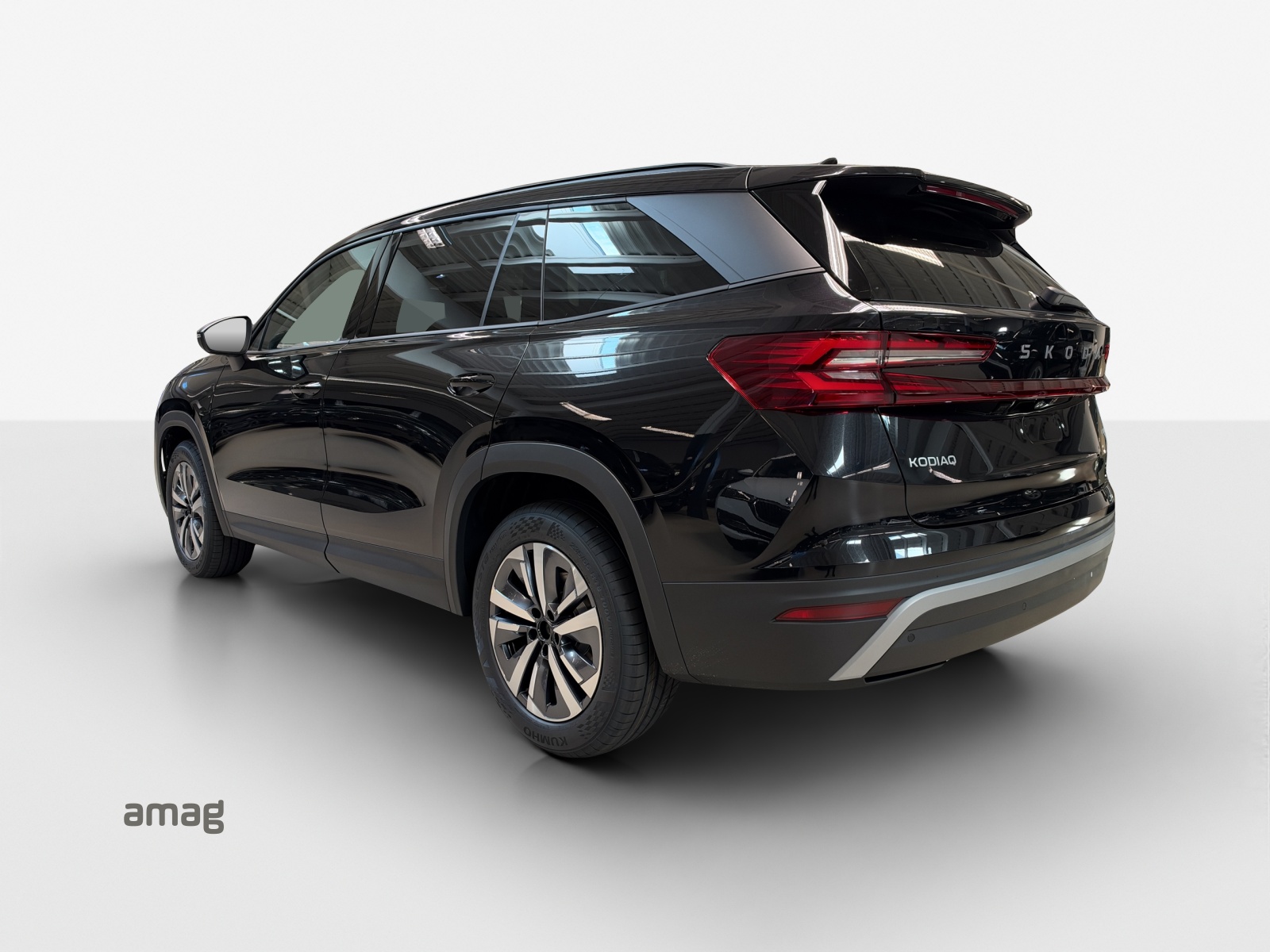 SKODA Kodiaq 2.0 TSI Selection 4x4-showroom-element-2