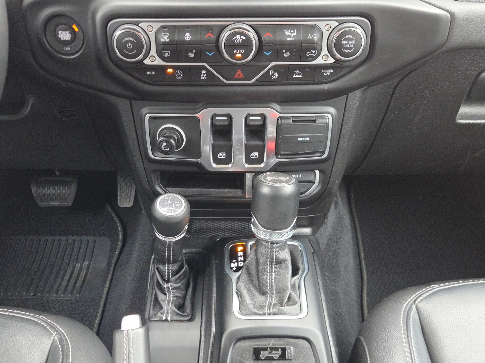 Image JEEP WRANGLER Wrangler 2.0 Sahara Automatic
