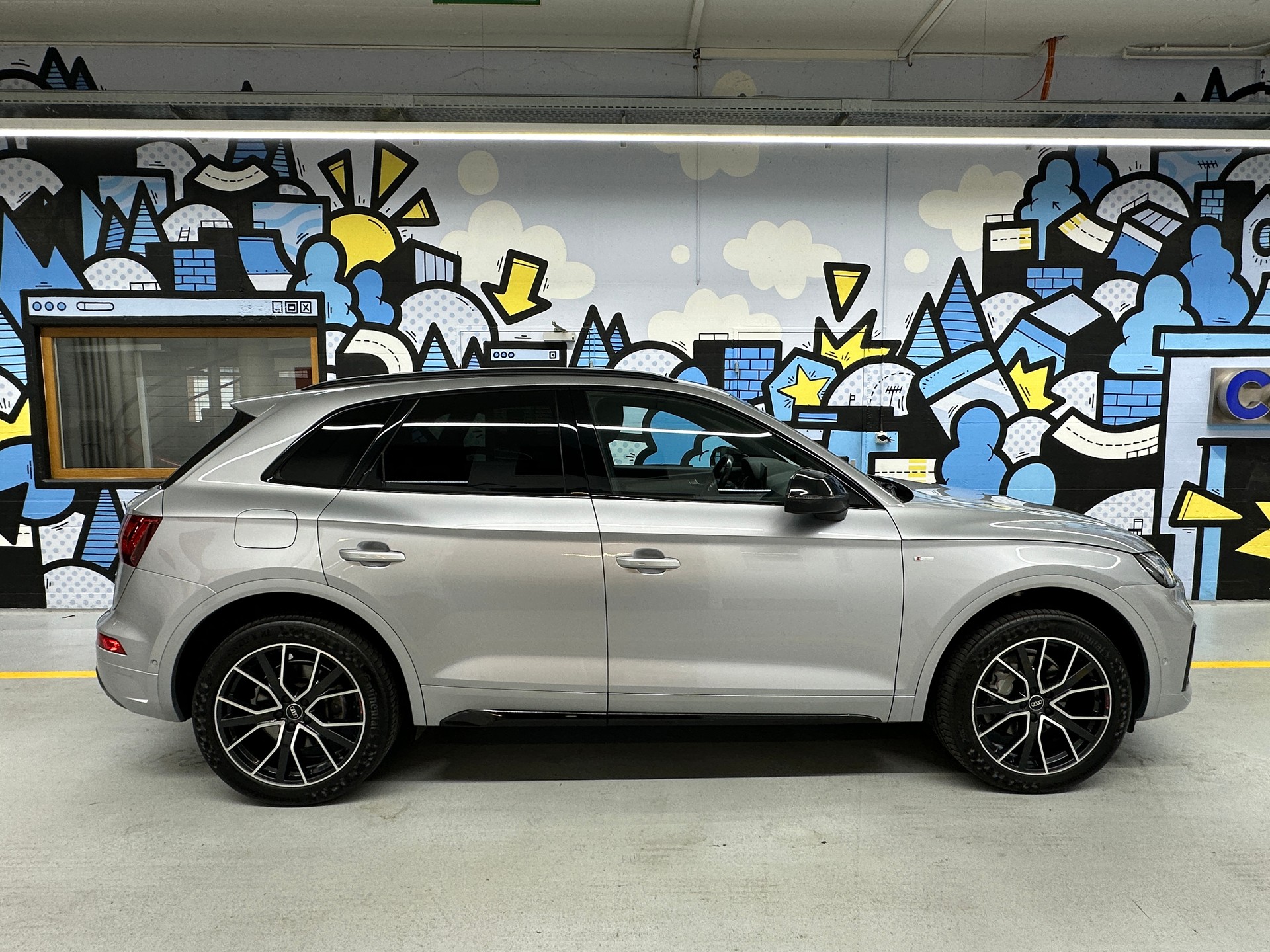 AUDI Q5 40 TDI S-line quattro S-tronic-image-2
