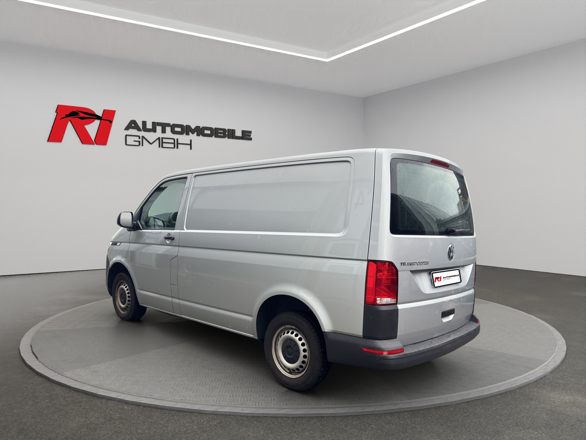 VW T6.1 2.0 TDI-showroom-element-1