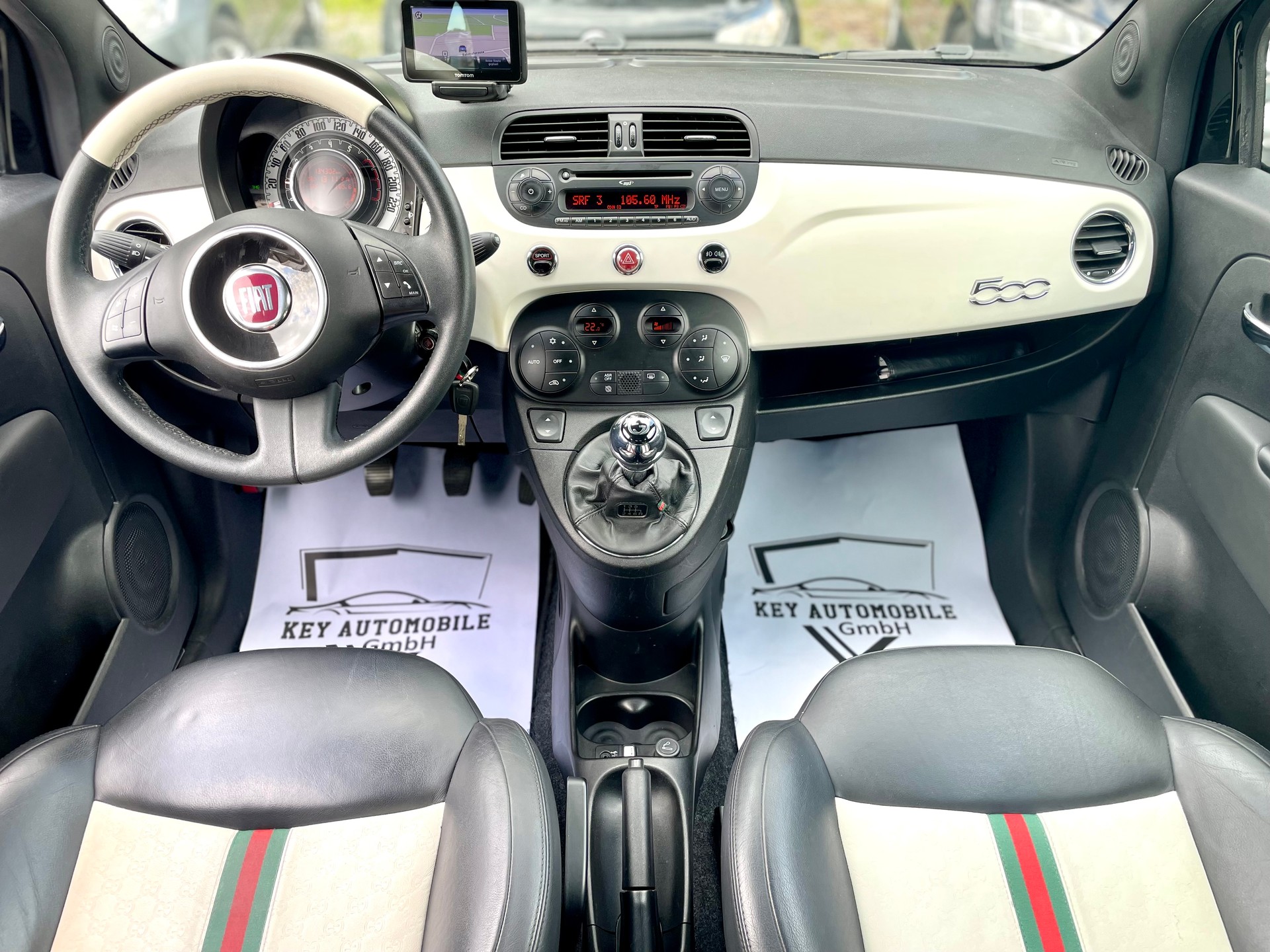 FIAT 500 1.4 16V by Gucci-image-7