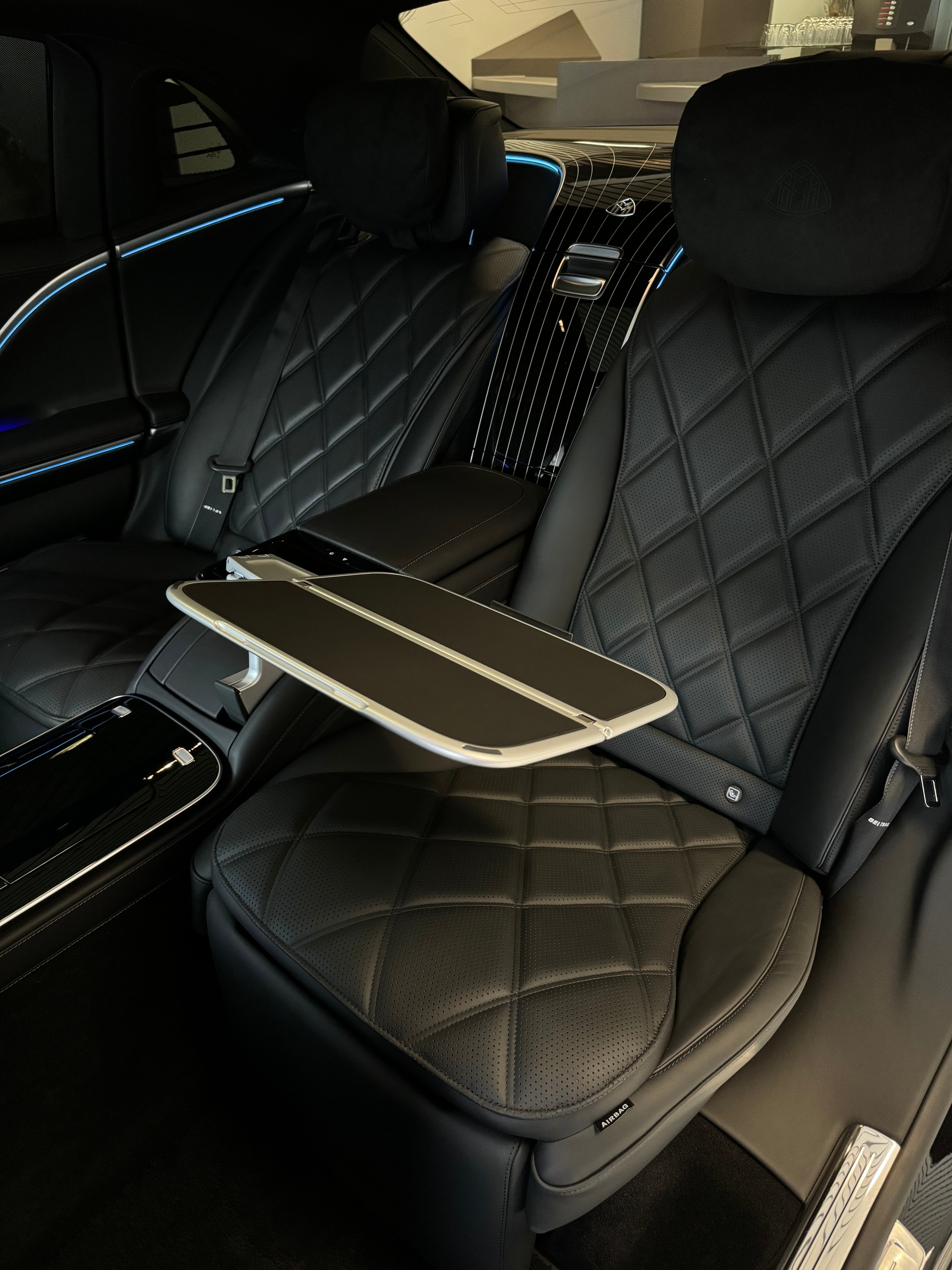 MERCEDES-BENZ Maybach 4-Matic 9G-Tronic Frist Class Fond-image-7