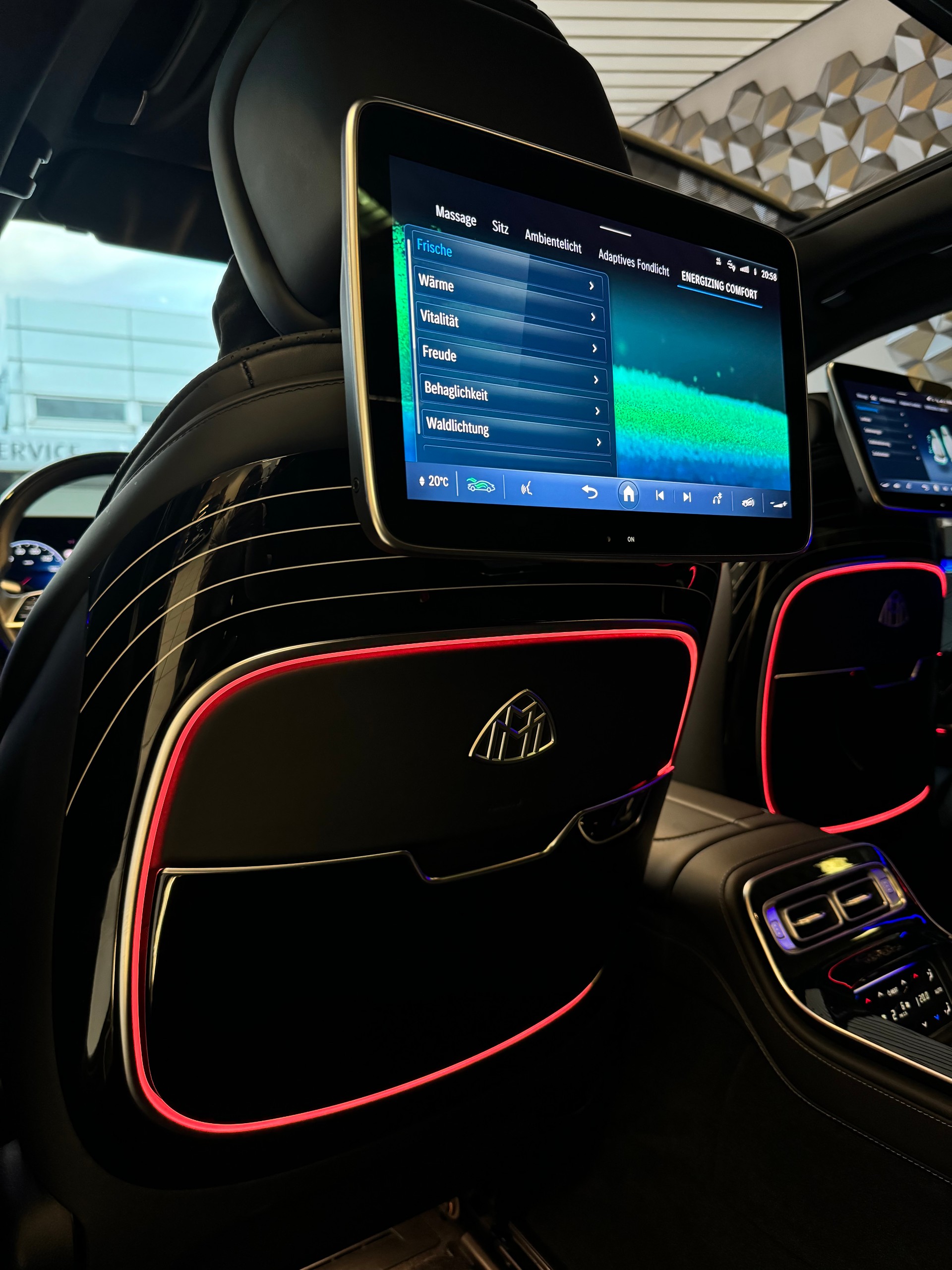 MERCEDES-BENZ Maybach 4-Matic 9G-Tronic Frist Class Fond-image-24