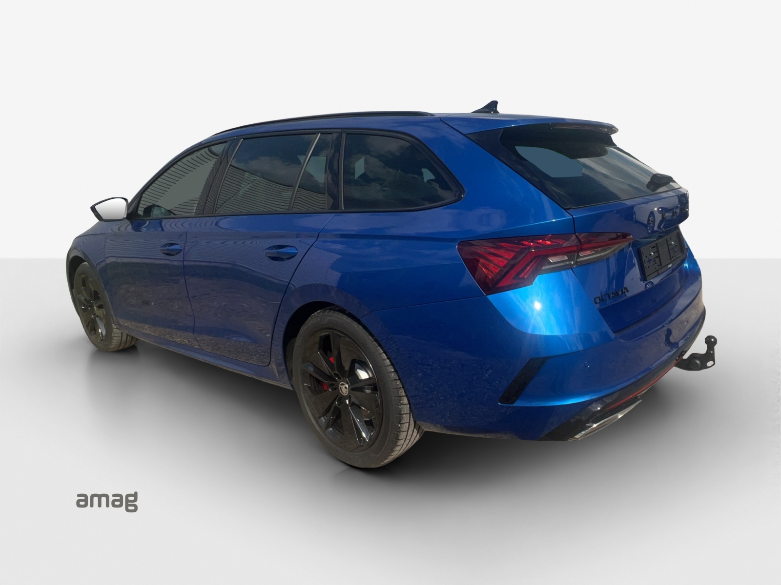 SKODA Octavia Combi 2.0 TSI DSG RS-showroom-element-2