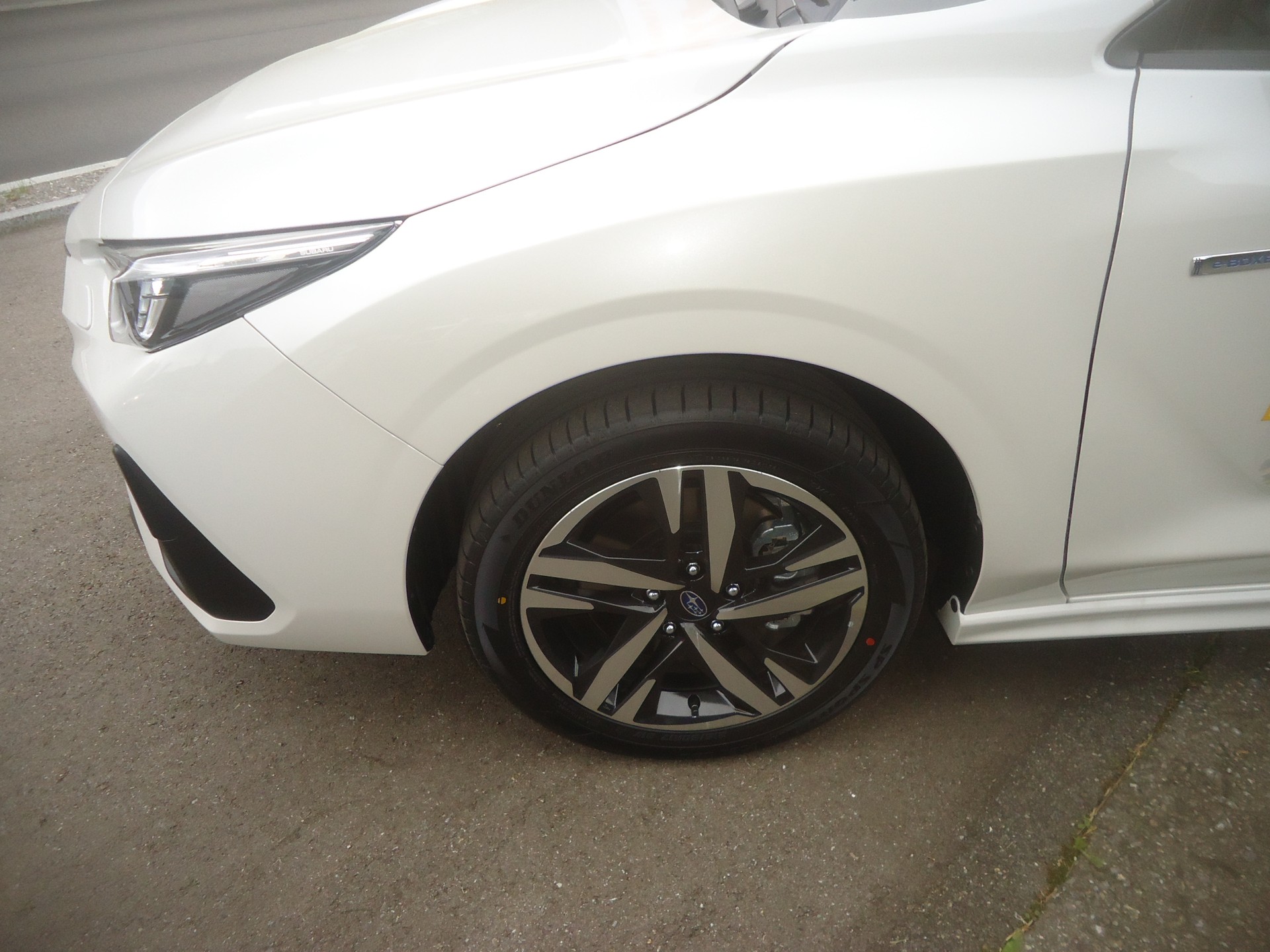 SUBARU Impreza 2.0 e-Boxer Swiss Plus AWD Lineartronic-image-3