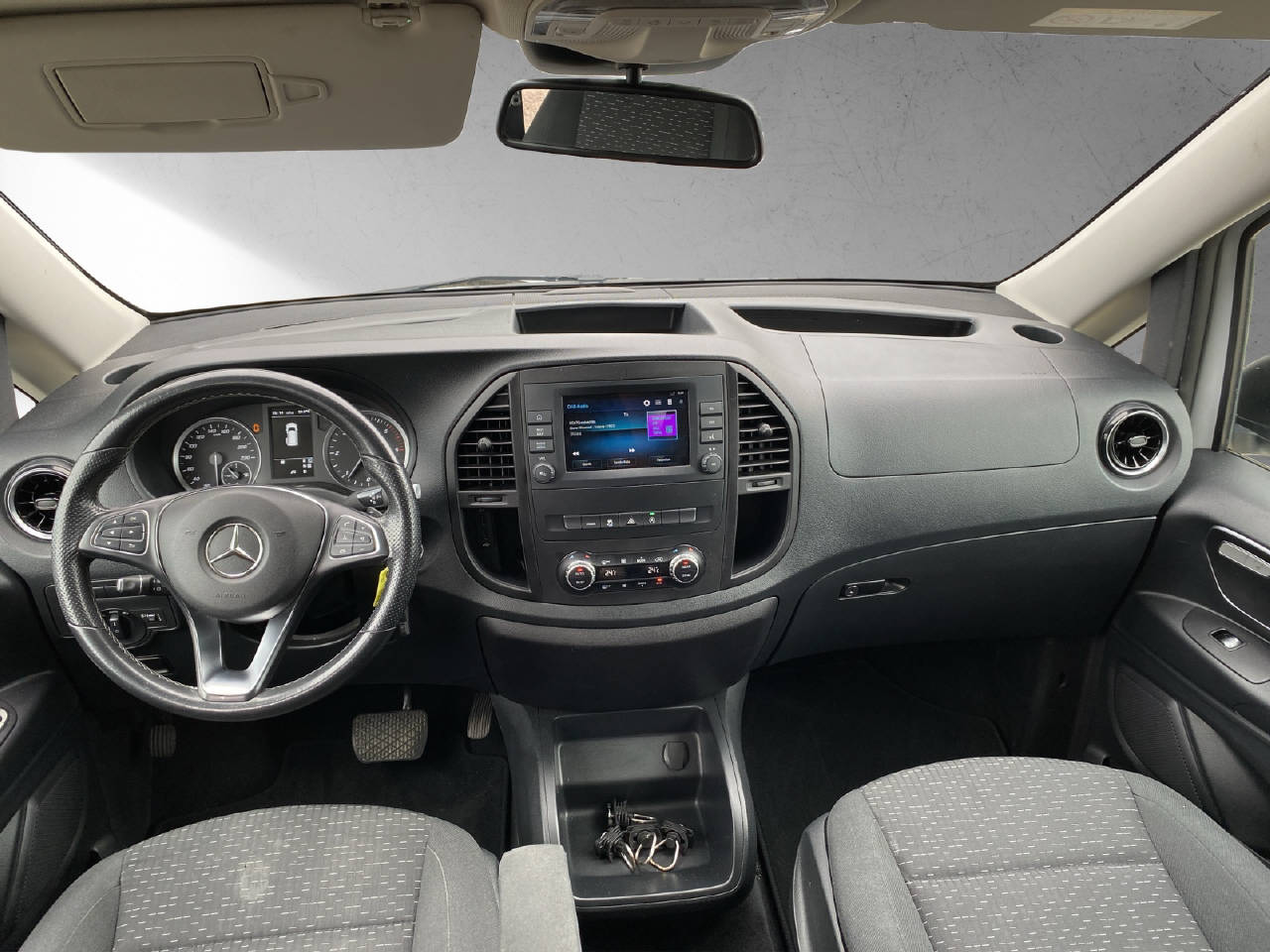 MERCEDES-BENZ Vito 116 Kombi L 2.0 CDI Select 4x4-image-9
