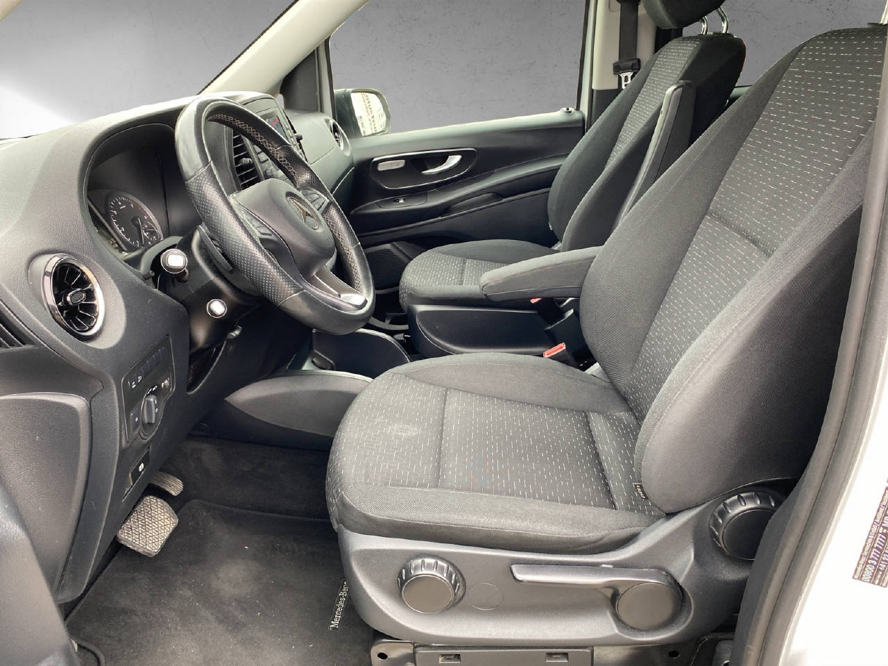 MERCEDES-BENZ Vito 116 Kombi L 2.0 CDI Select 4x4-image-5