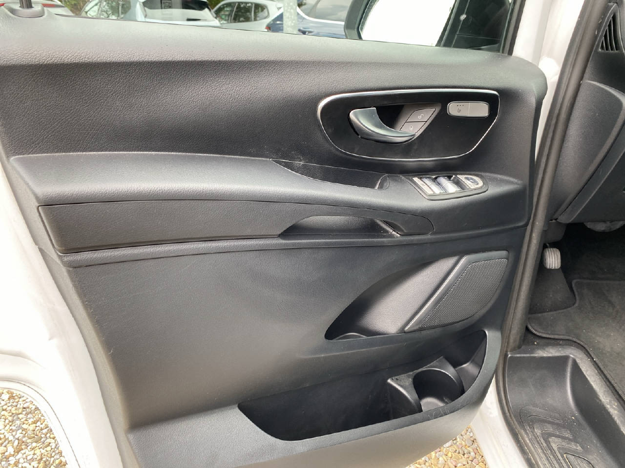 MERCEDES-BENZ Vito 116 Kombi L 2.0 CDI Select 4x4-image-6