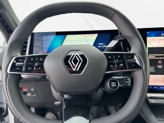 RENAULT Scénic E-Tech Iconic-image-7