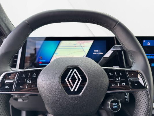 RENAULT Scénic E-Tech Iconic-image-10