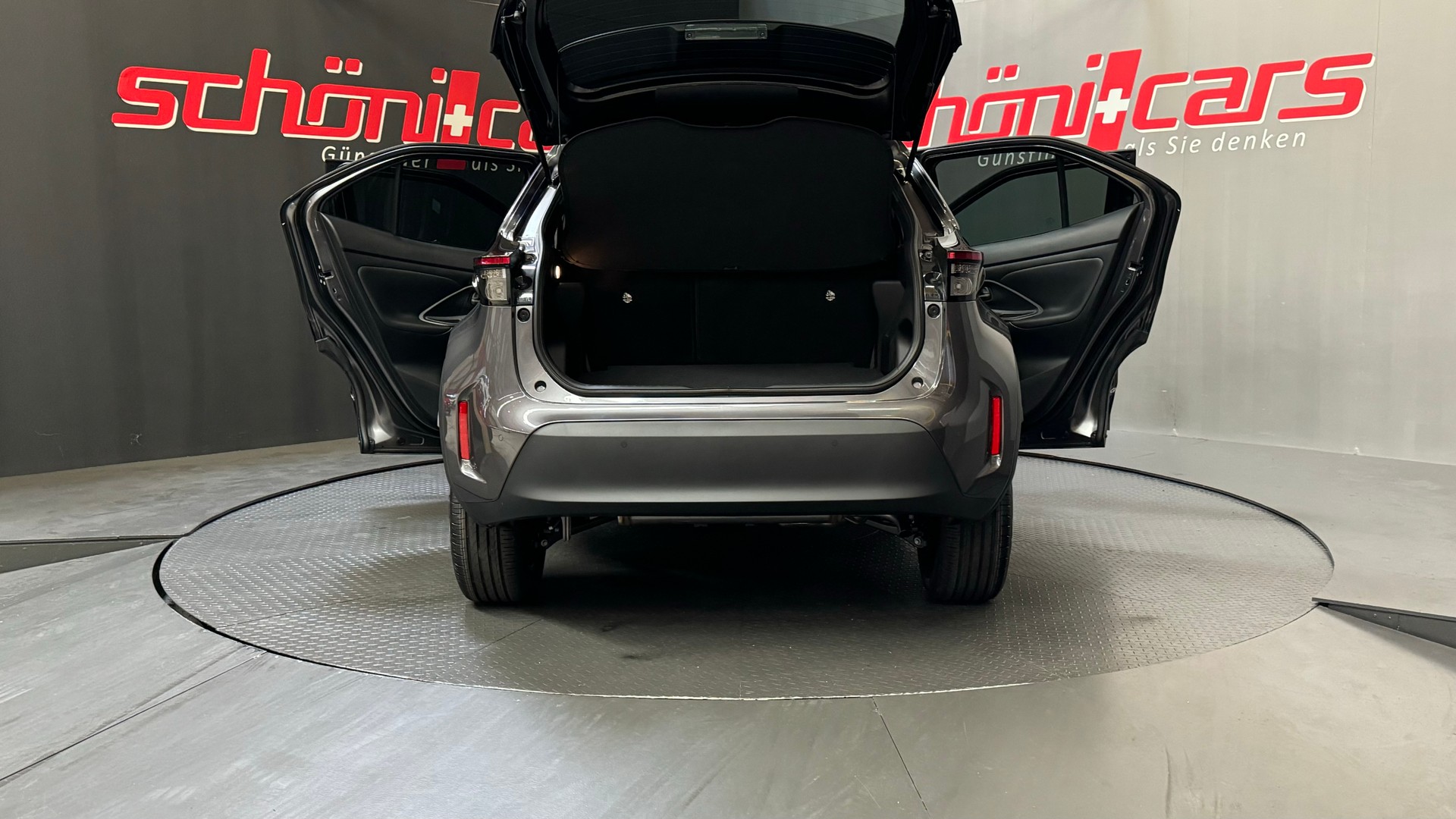 TOYOTA Yaris Cross 1.5 Trend AWDi e-CVT-image-5
