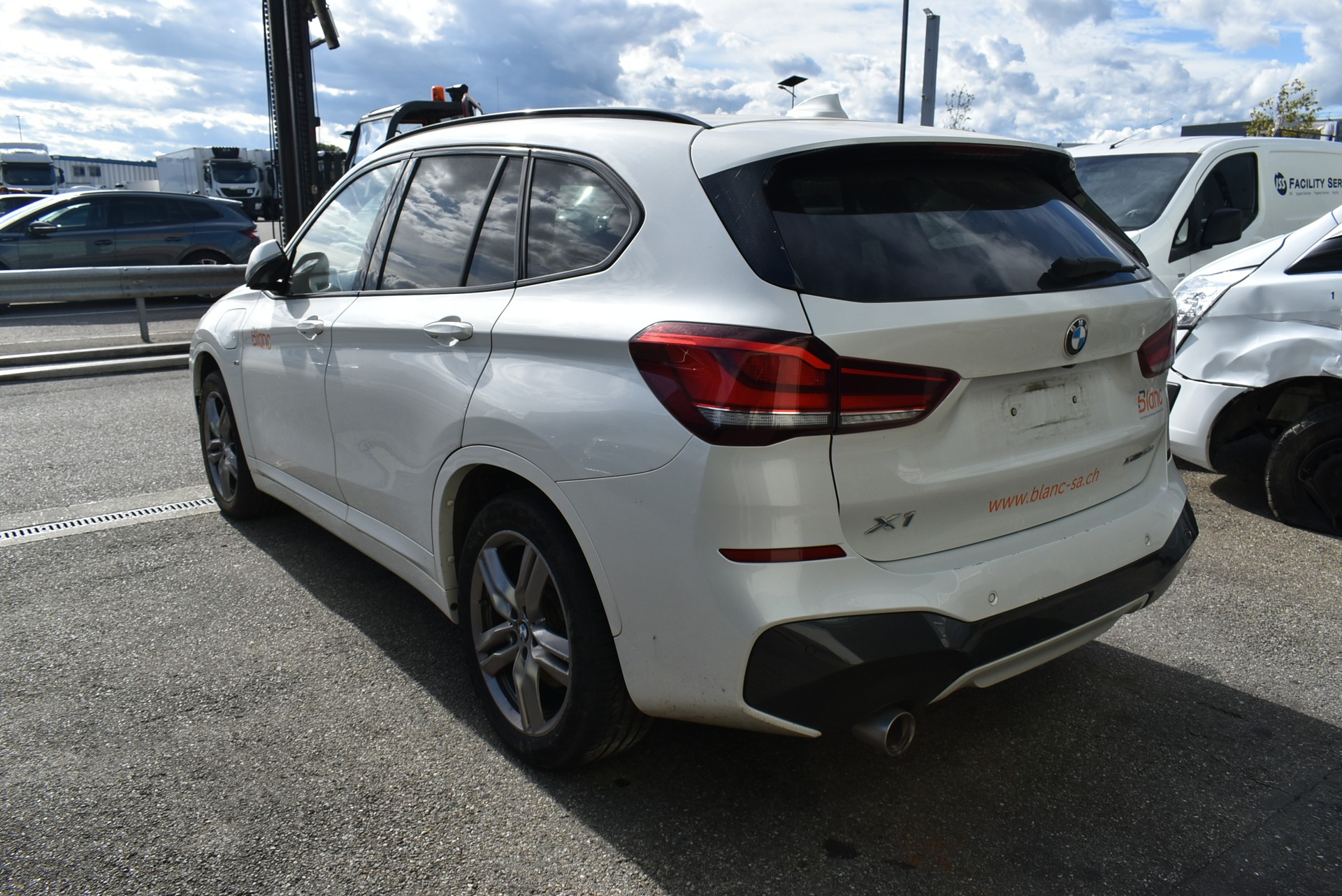 BMW X1 xDrive 25e Sport Line Steptronic-image-3