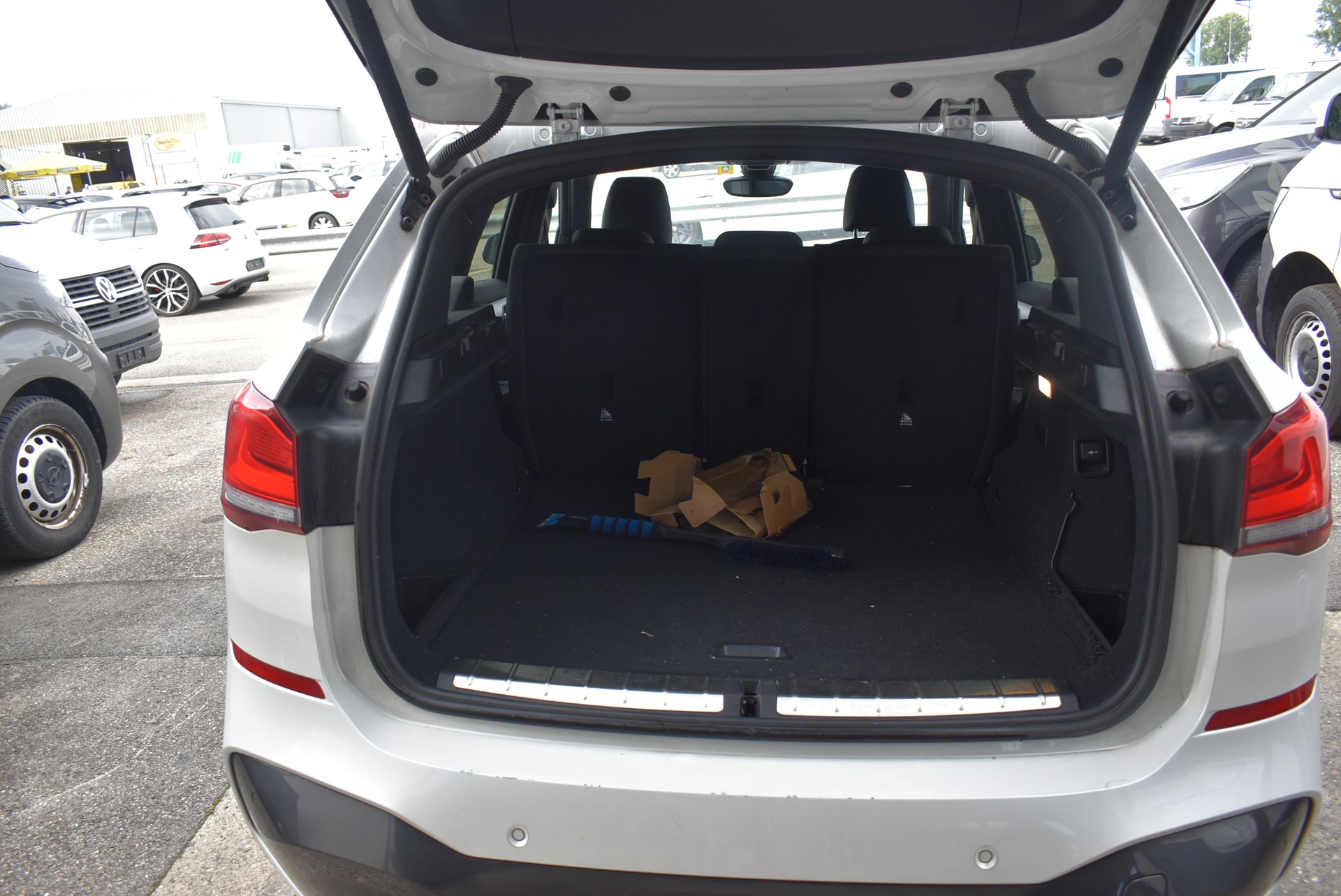BMW X1 xDrive 25e Sport Line Steptronic-image-9