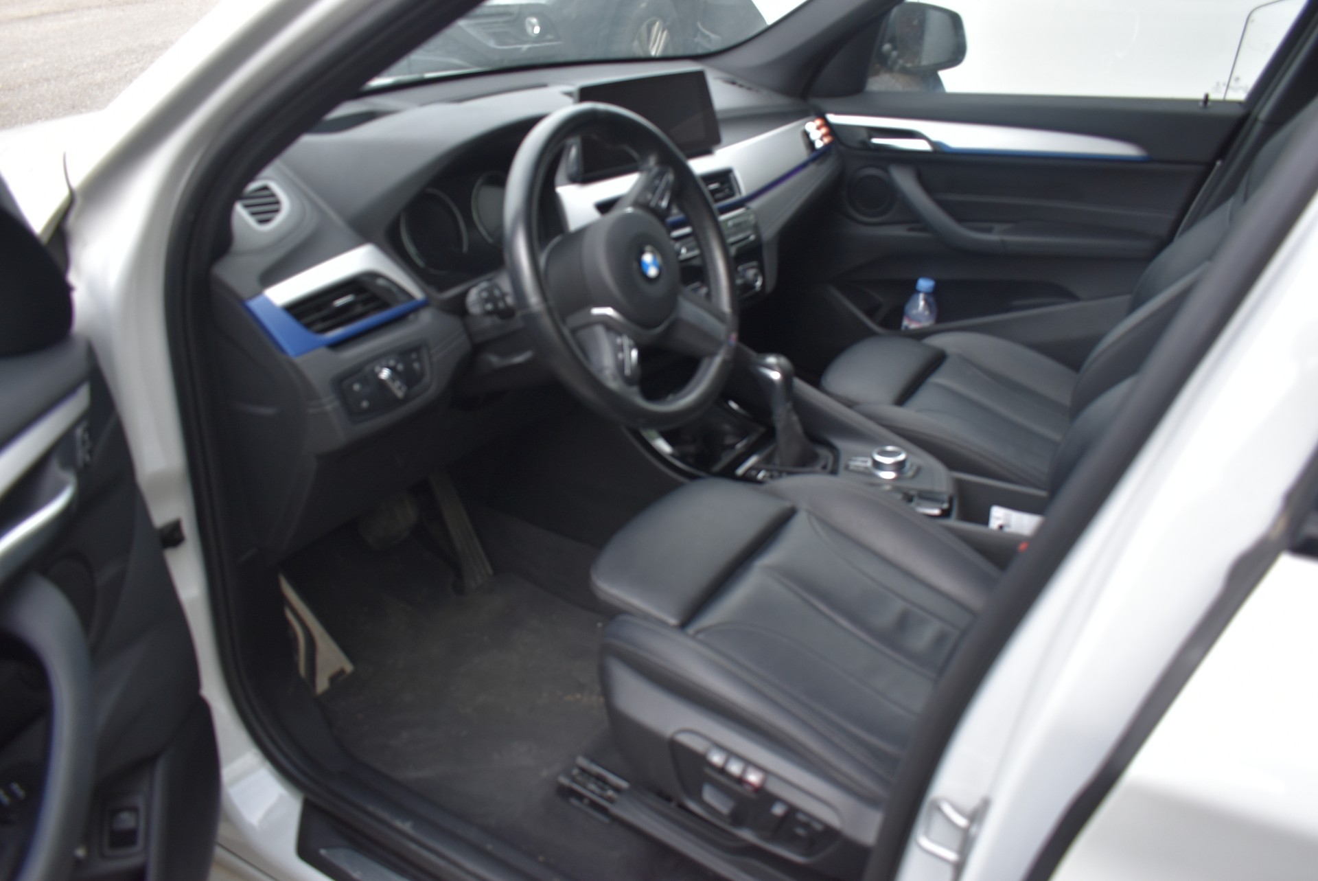 BMW X1 xDrive 25e Sport Line Steptronic-image-10