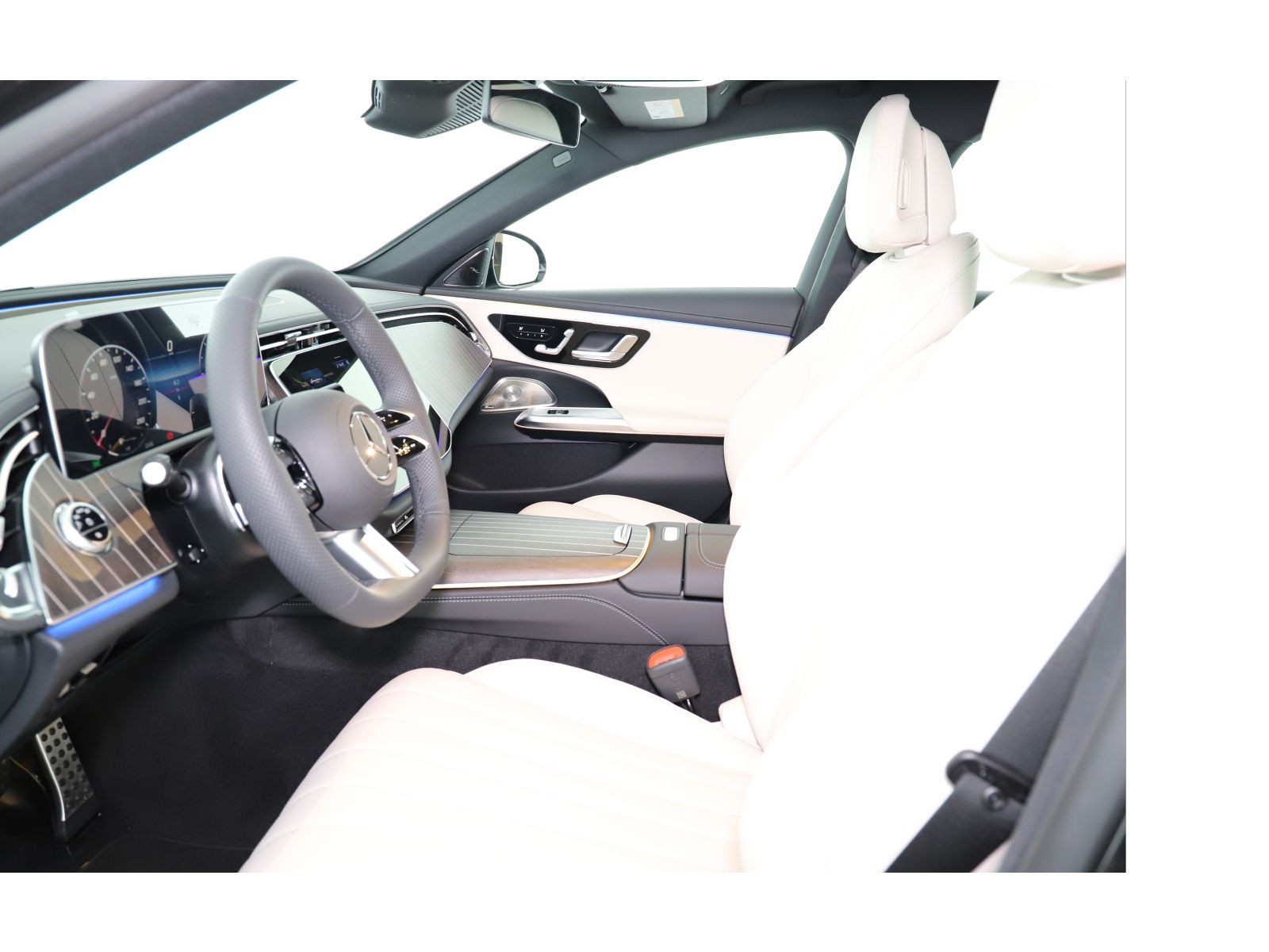 MERCEDES-BENZ E 220 d 4Matic-image-9