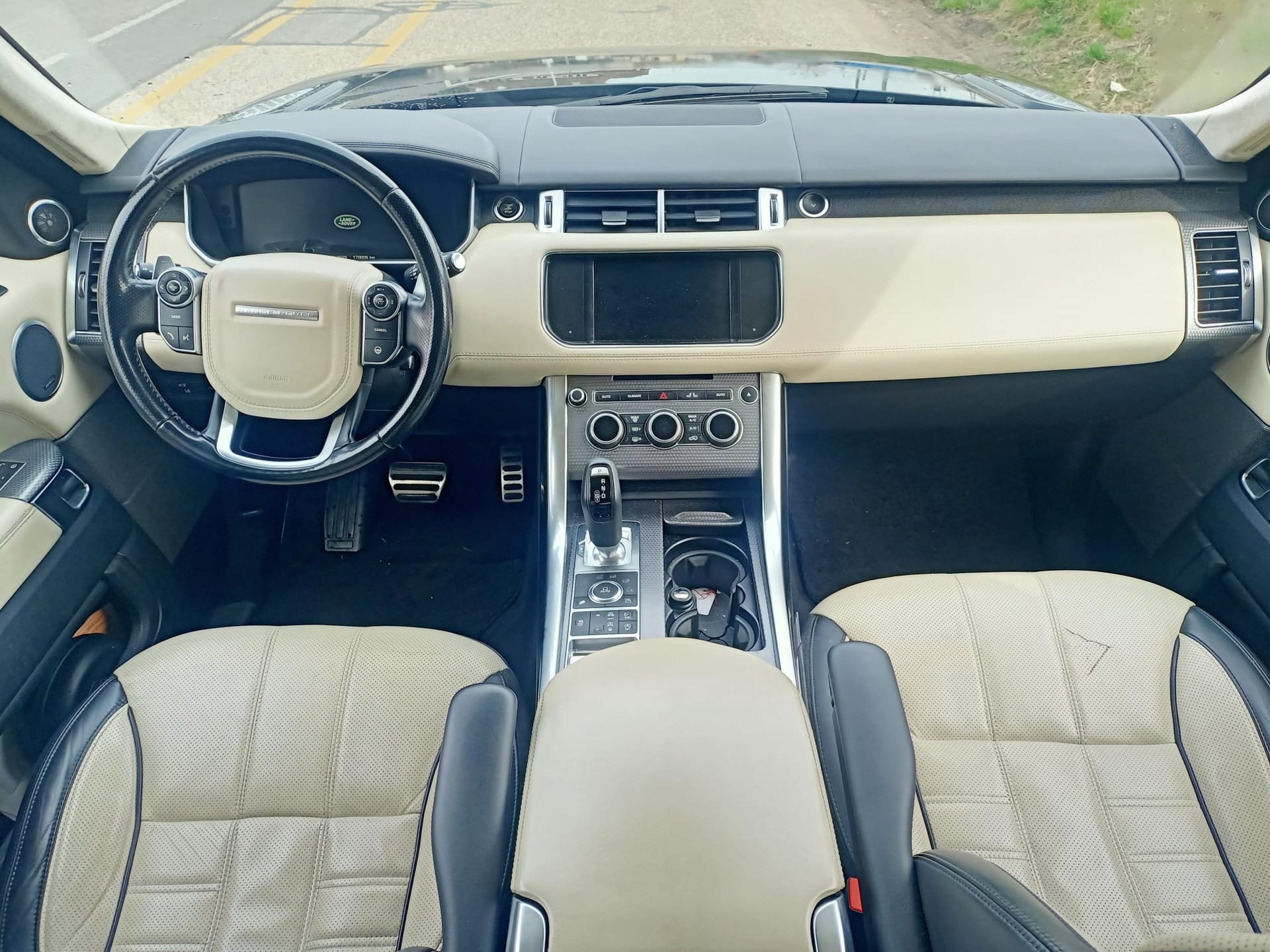 LAND ROVER Range Rover Sport 3.0 SDV6 Autobiography Automatic-image-10