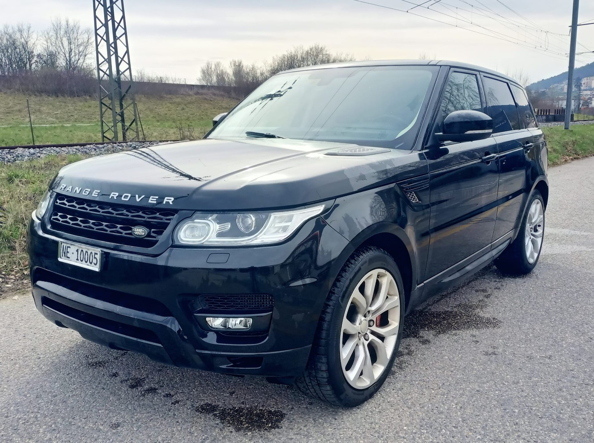LAND ROVER Range Rover Sport 3.0 SDV6 Autobiography Automatic-image-0