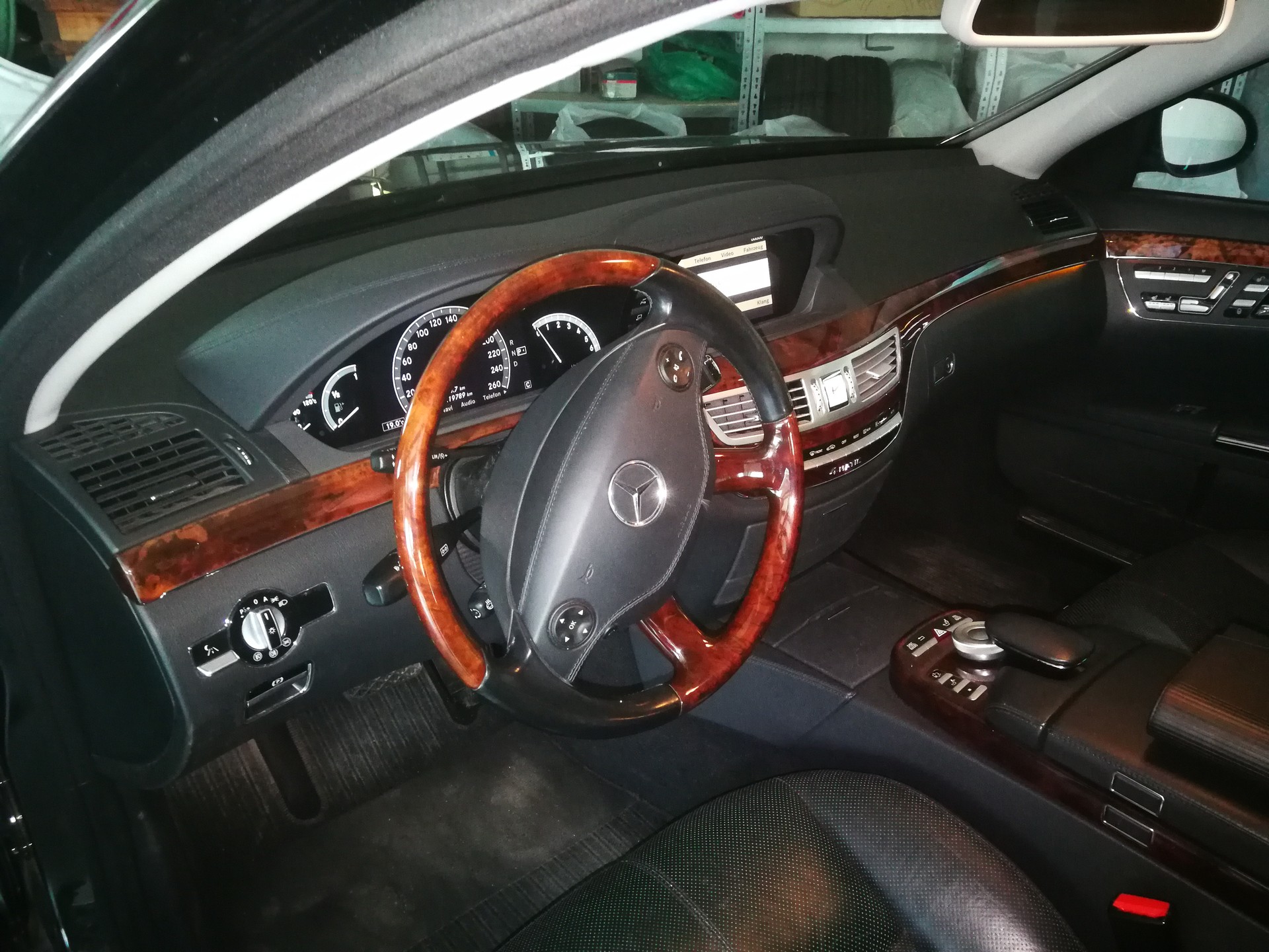 MERCEDES-BENZ S 500 4Matic 7G-Tronic-image-2