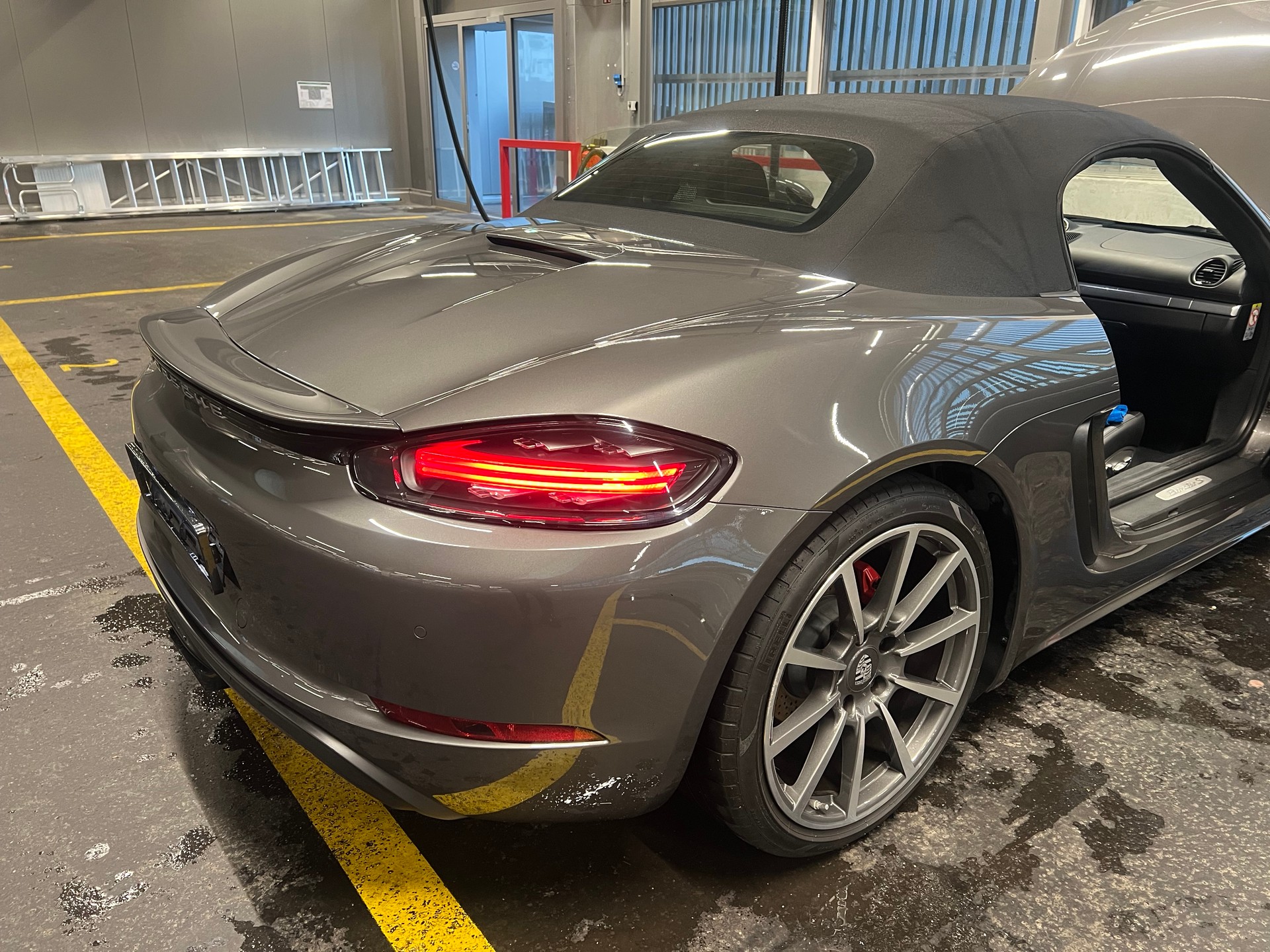 PORSCHE 718 Boxster S 2.5 PDK-image-3