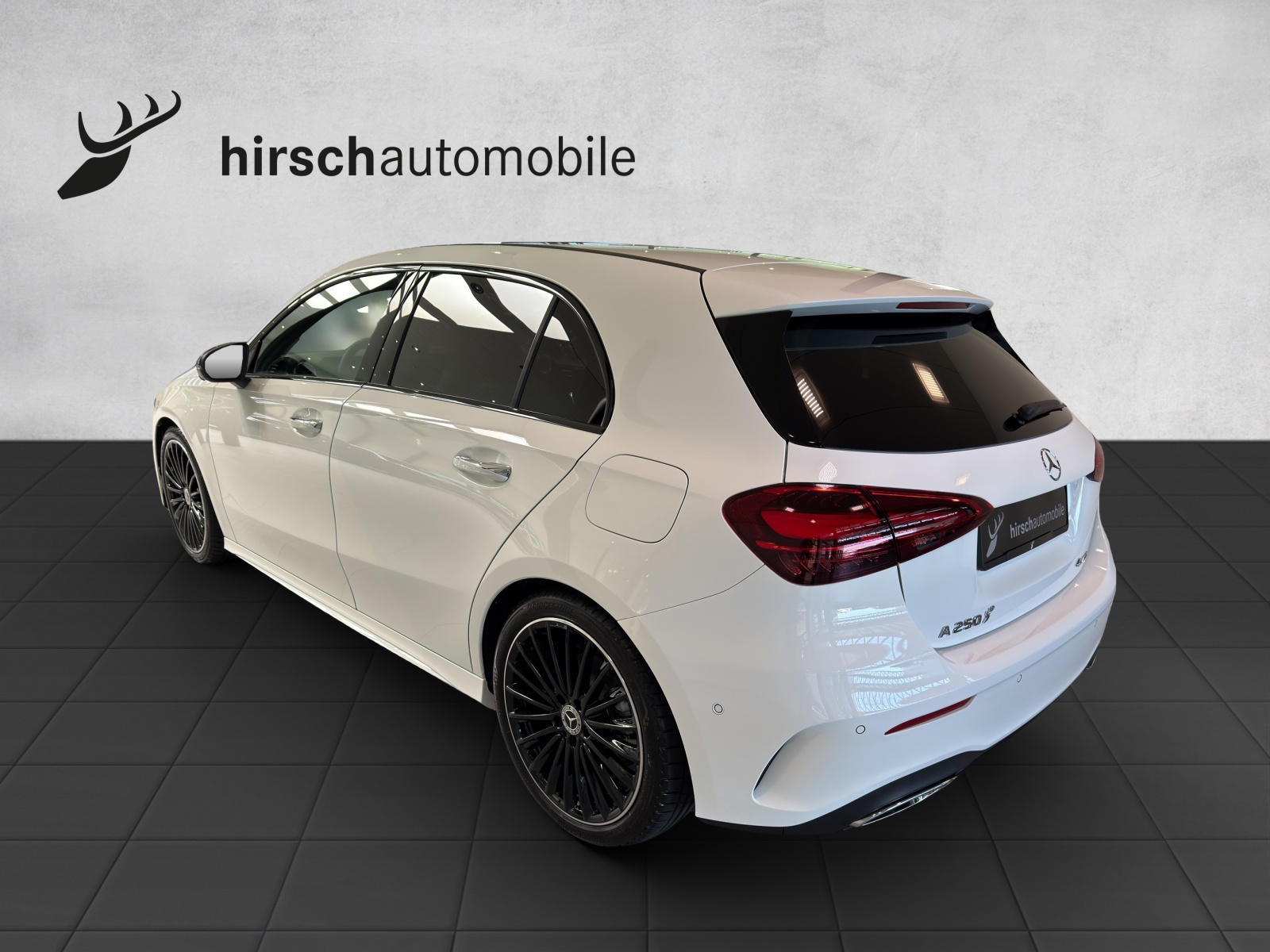 MERCEDES-BENZ A 250 4Matic 8G-DCT-showroom-element-1