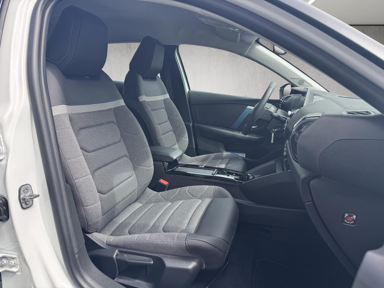 CITROEN e-C4 Swiss Edition-image-16