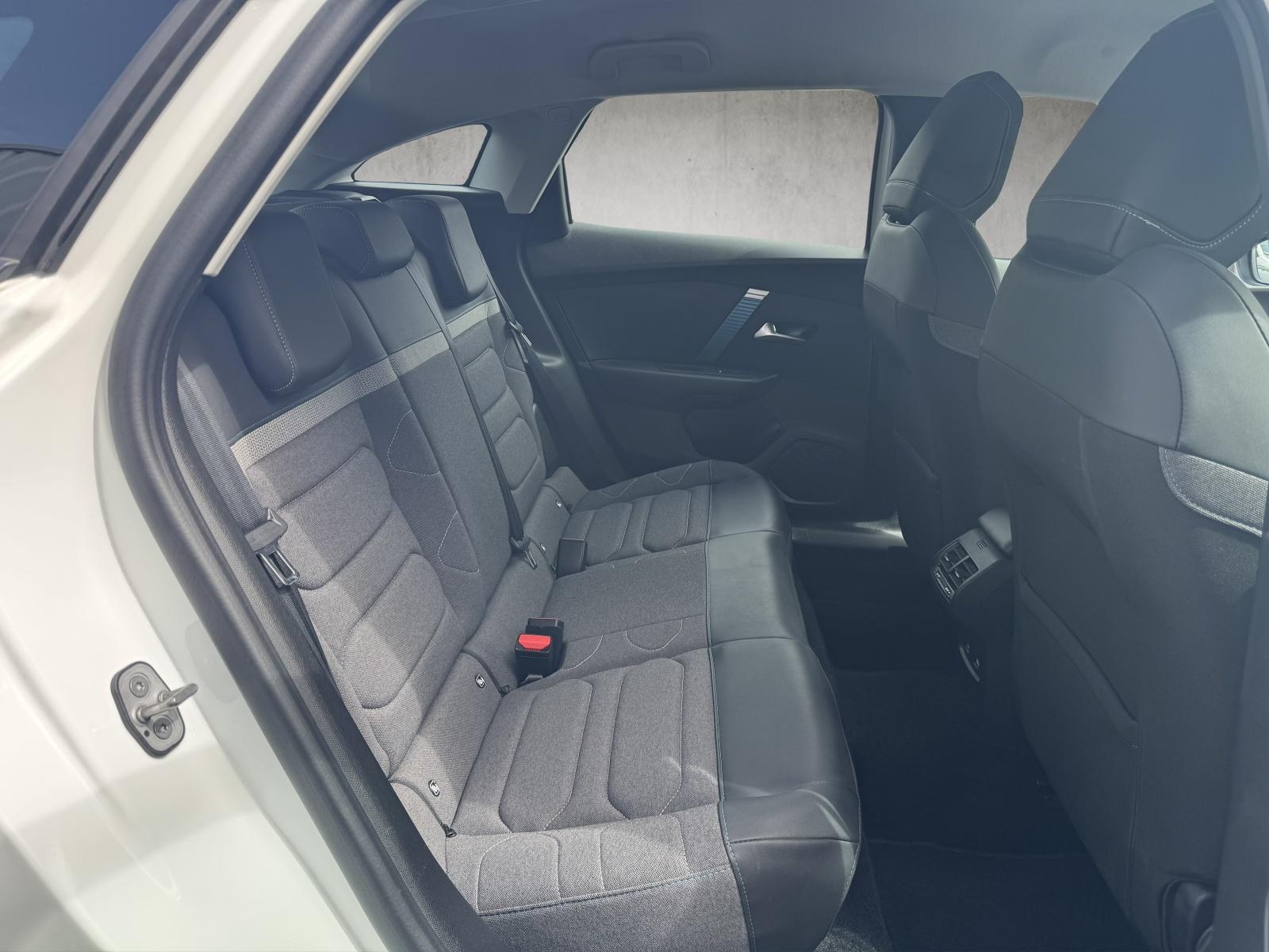 CITROEN e-C4 Swiss Edition-image-18