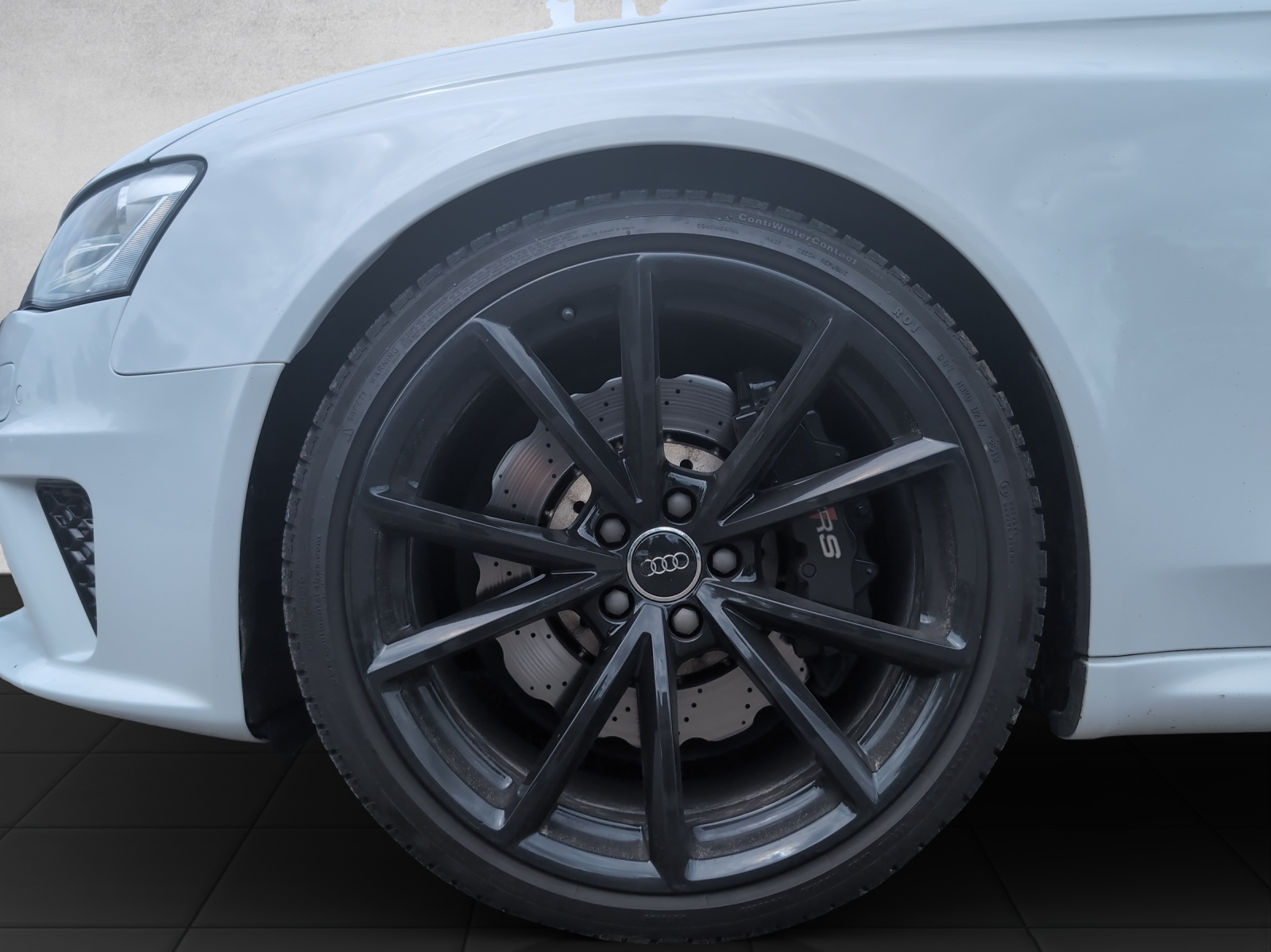 AUDI RS4 Avant 4.2 FSI V8 quattro S-tronic-image-15