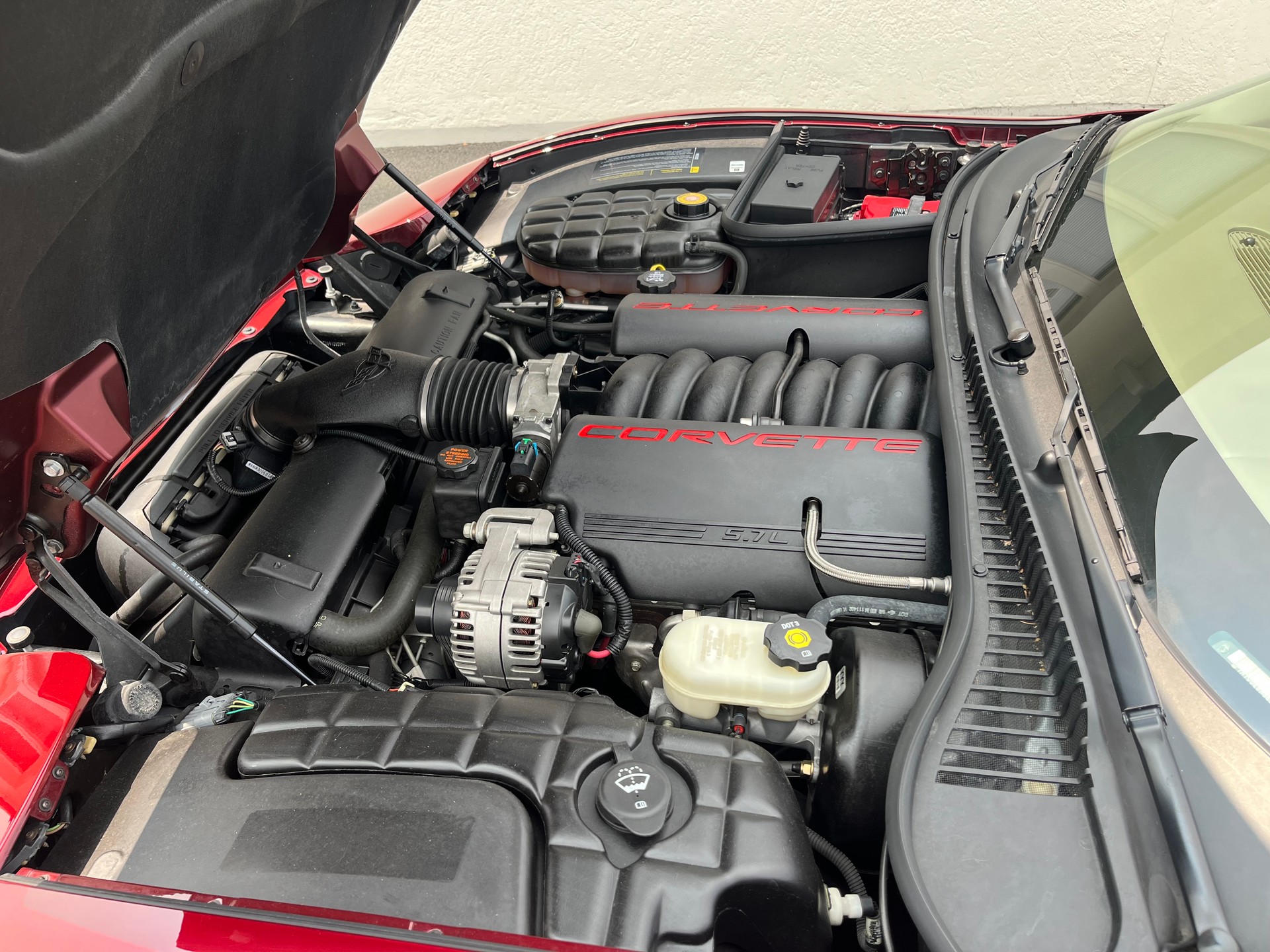 CHEVROLET Corvette C5 50th anniversary Sondermodell-image-5
