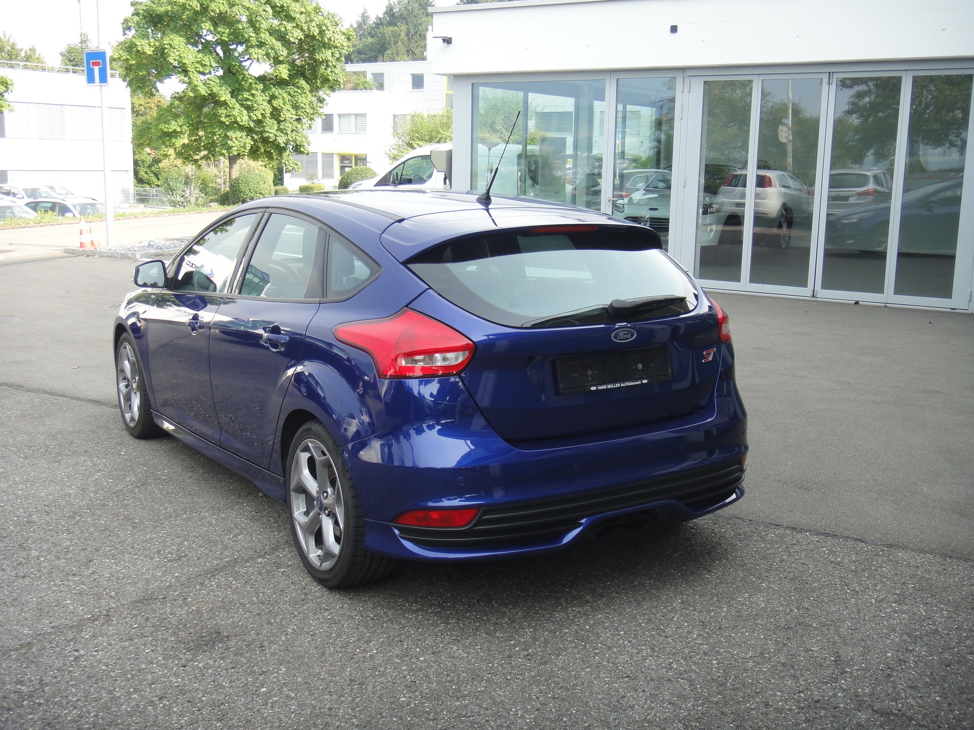 FORD Focus 2.0 SCTi ST2-image-2