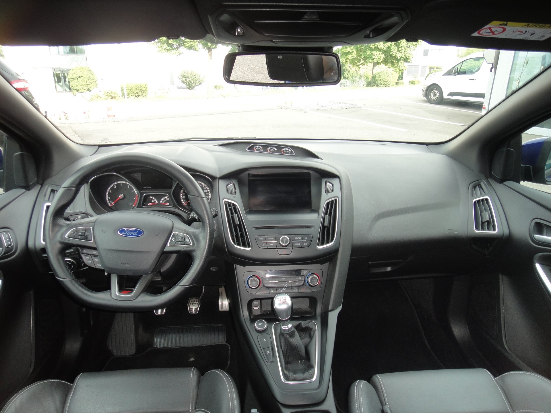 FORD Focus 2.0 SCTi ST2-image-5