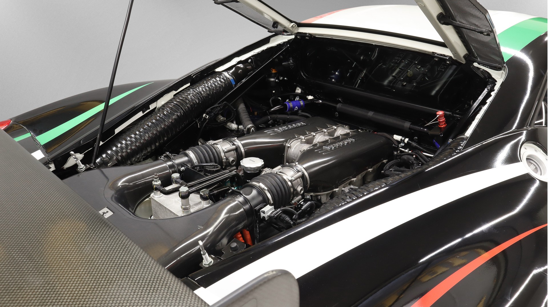 FERRARI 458 Challenge EVO-image-4