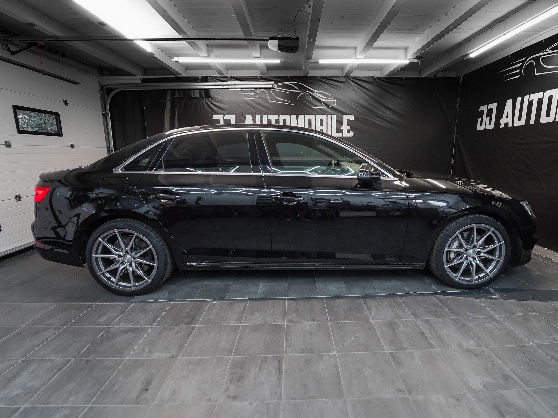 AUDI A4 3.0 TDI Sport quattro tiptronic-image-7