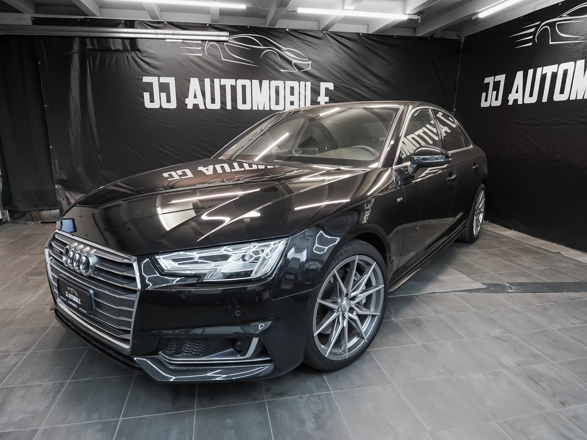 AUDI A4 3.0 TDI Sport quattro tiptronic-image-0