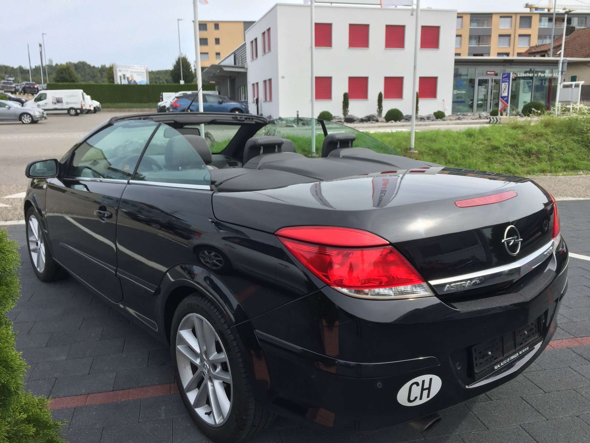 OPEL Astra TT 1.6i 16V Turbo Cosmo-image-5