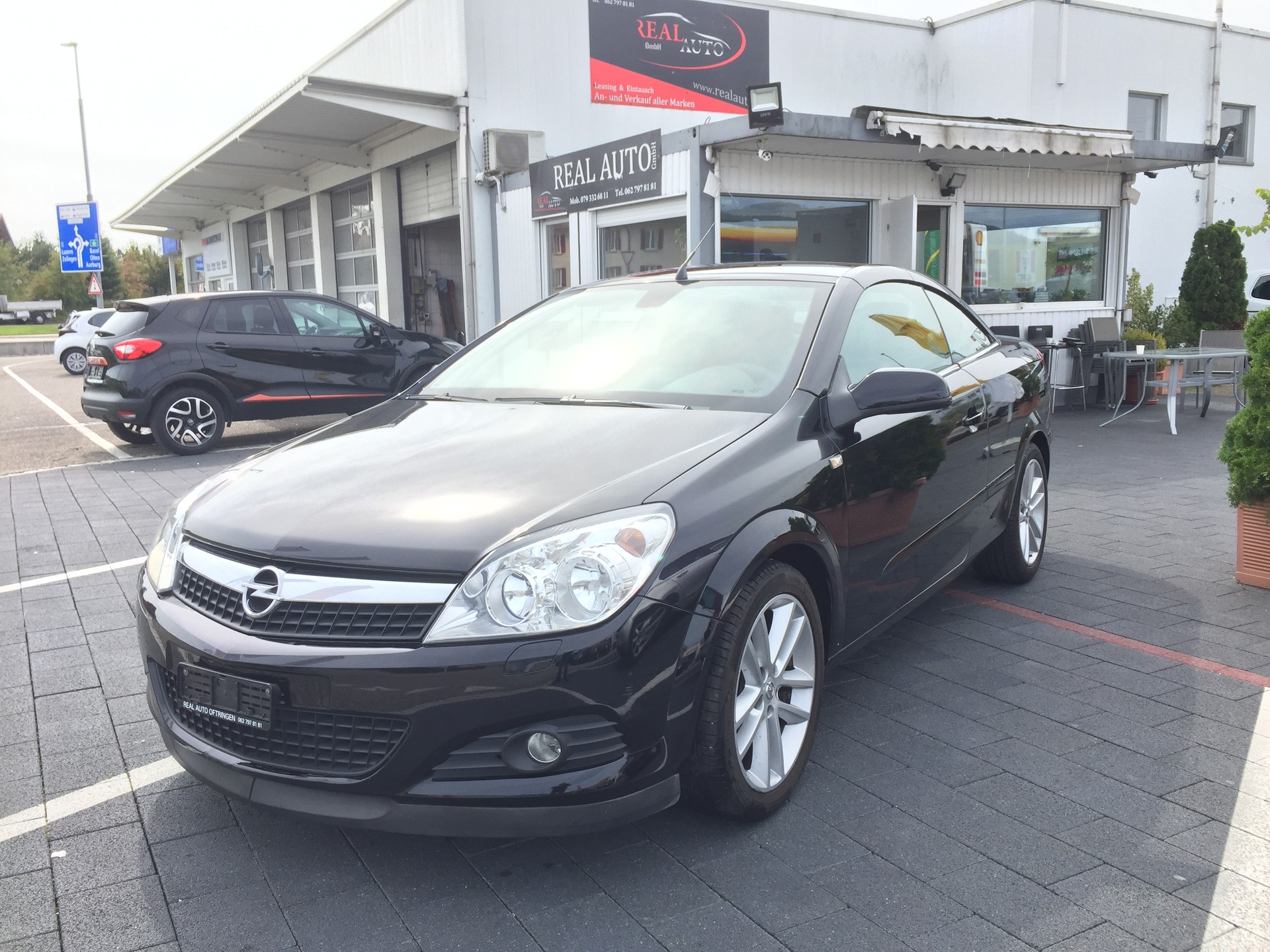 OPEL Astra TT 1.6i 16V Turbo Cosmo-image-2