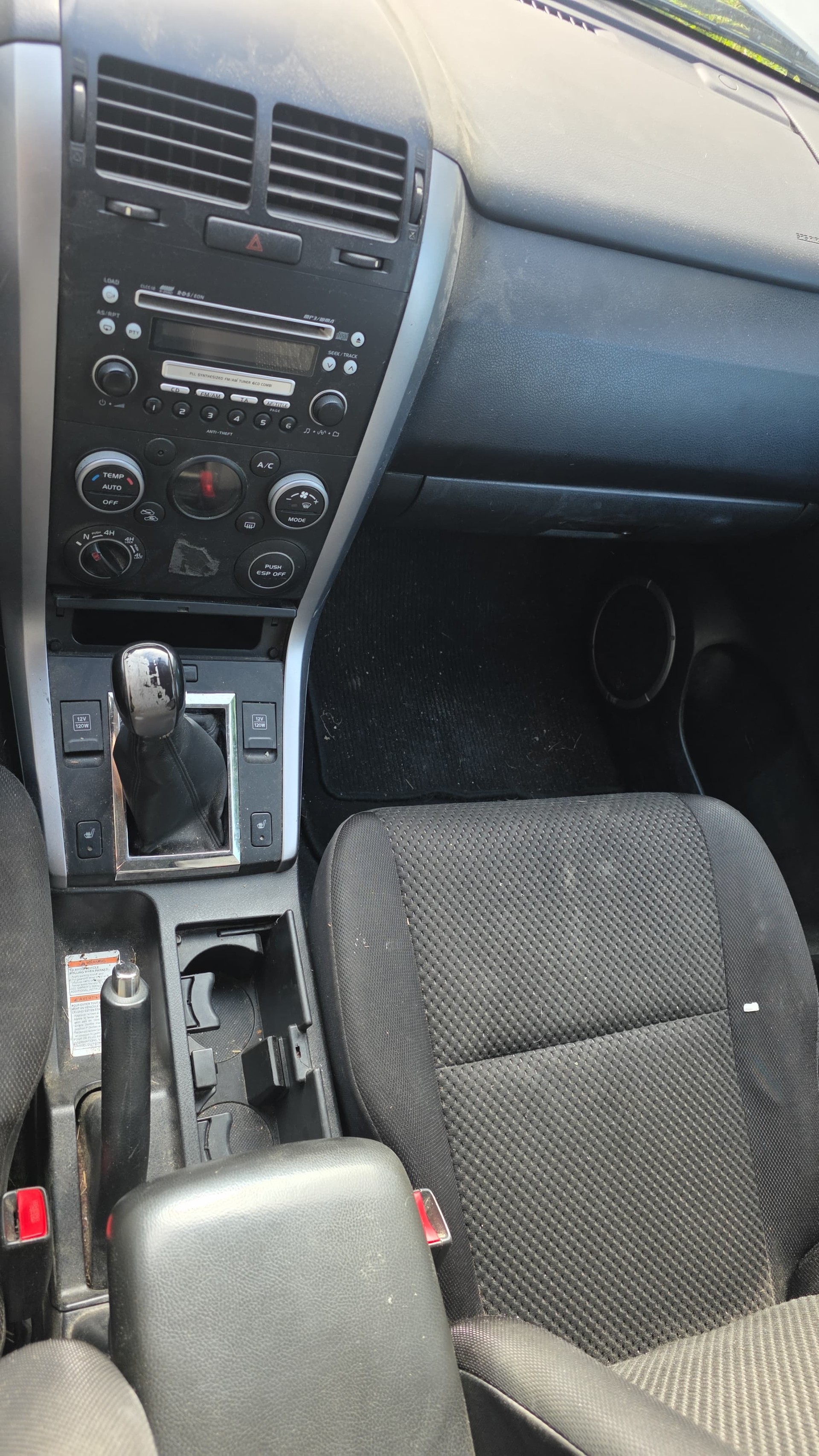 SUZUKI Grand Vitara 2.4 16V GL Top-image-6