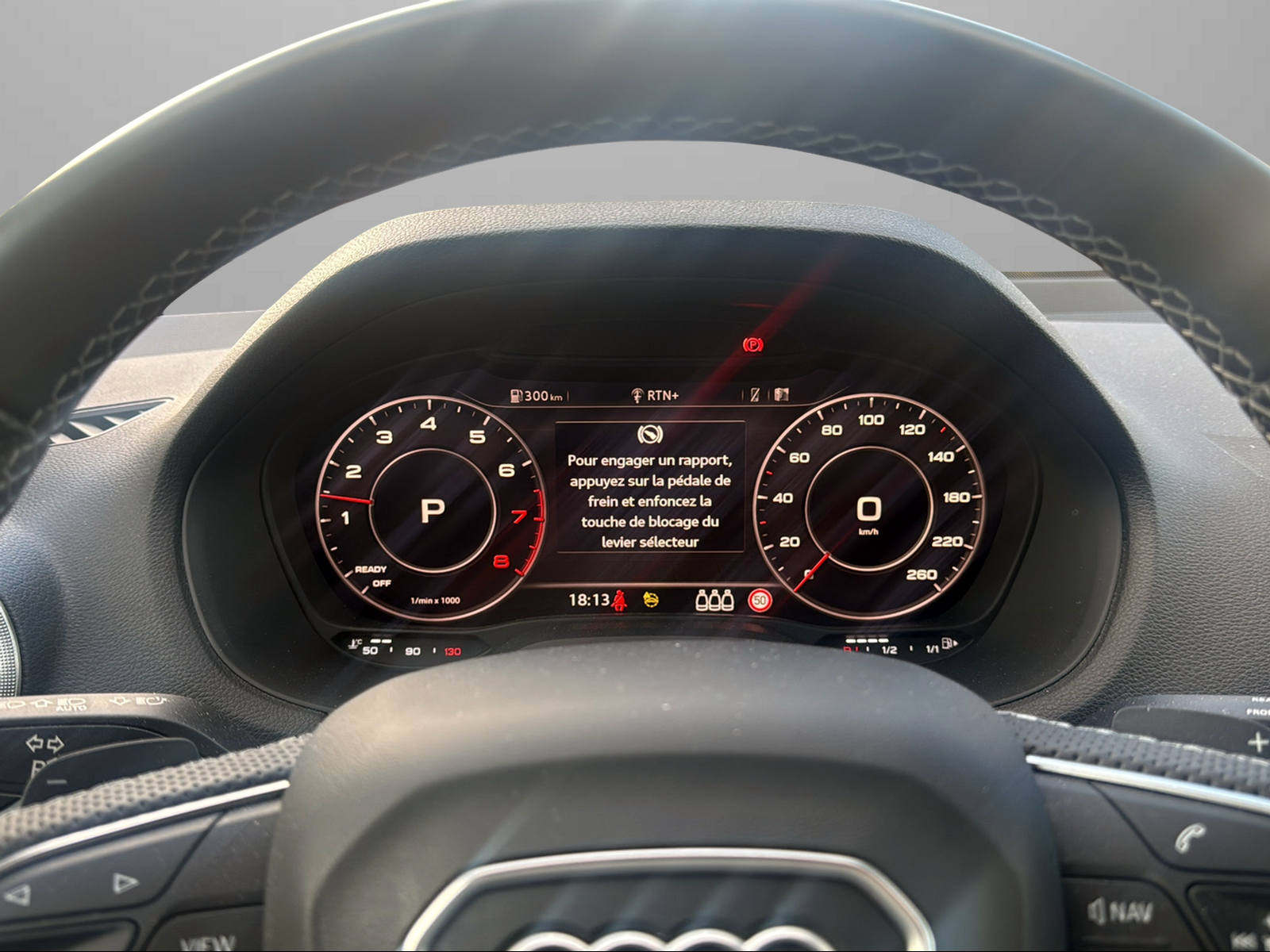 AUDI Q2 35 TFSI S line S-tronic-image-8