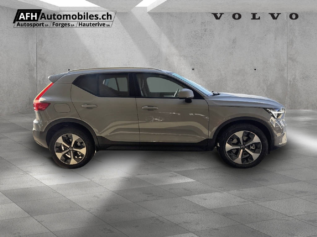 VOLVO XC40 2.0 B3 MH Core-image-5