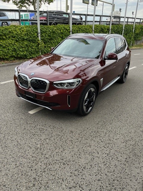BMW iX3-image-0